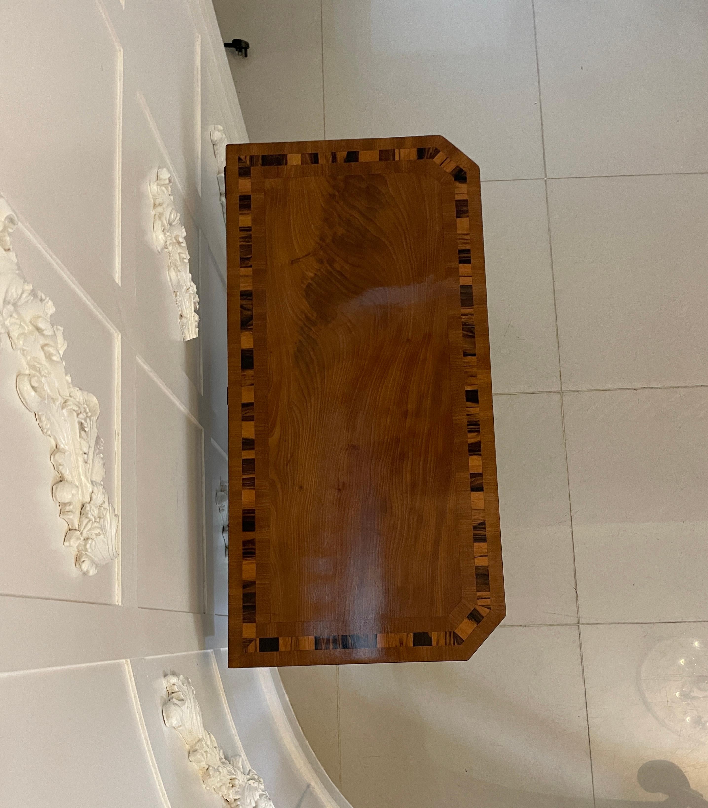 Mesa de centro/mesa de cartas de caoba antigua de la Regencia de calidad excepcional Inglés en venta