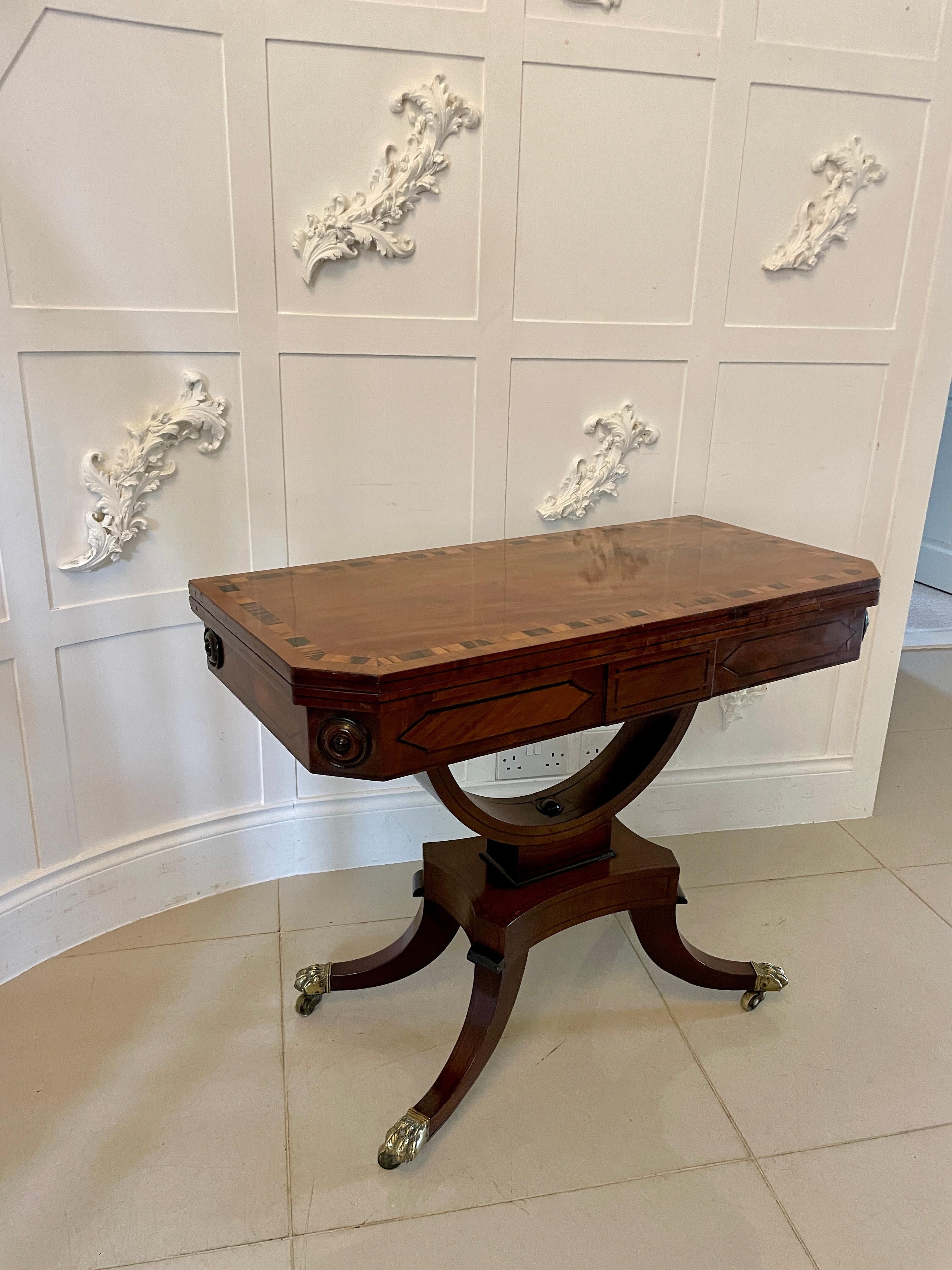 Mesa de centro/mesa de cartas de caoba antigua de la Regencia de calidad excepcional Otro en venta