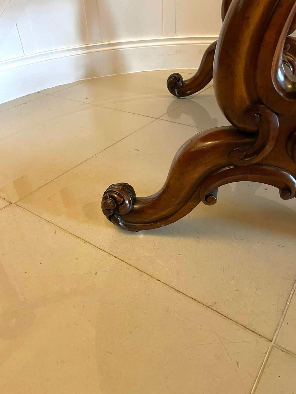 Outstanding Quality Antique Victorian Burr Walnut Centre / Dining Table 6