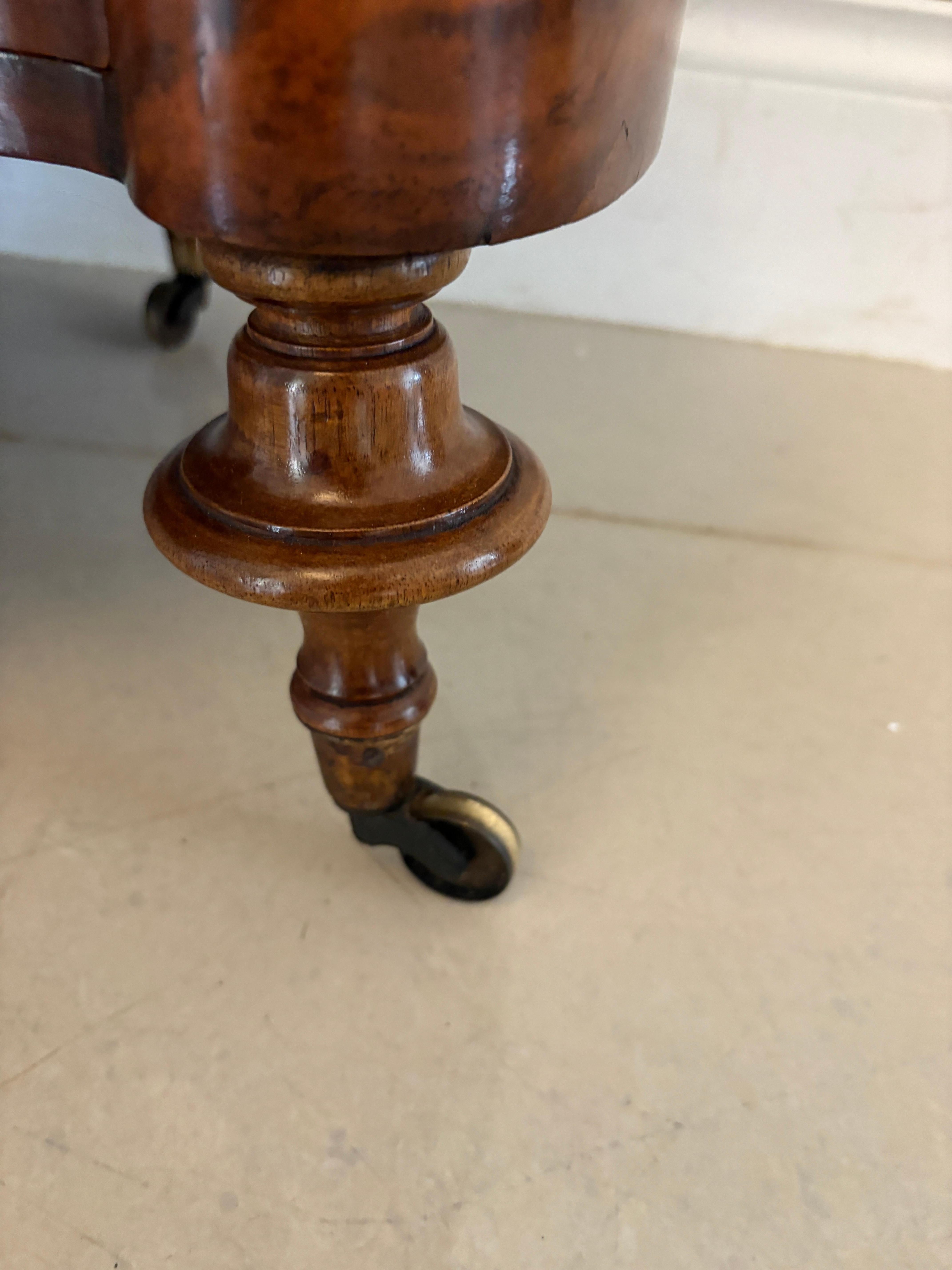 Outstanding Quality Antique Victorian Burr Walnut Serpentine Shaped Whatnot For Sale 4