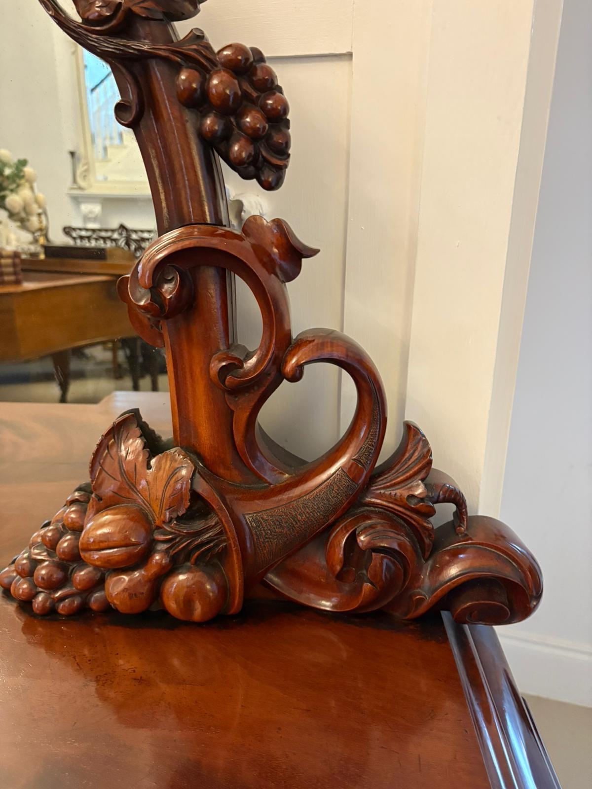 Outstanding Quality Antique Victorian Carved Mahogany Mirror Back Sideboard in vendita 6