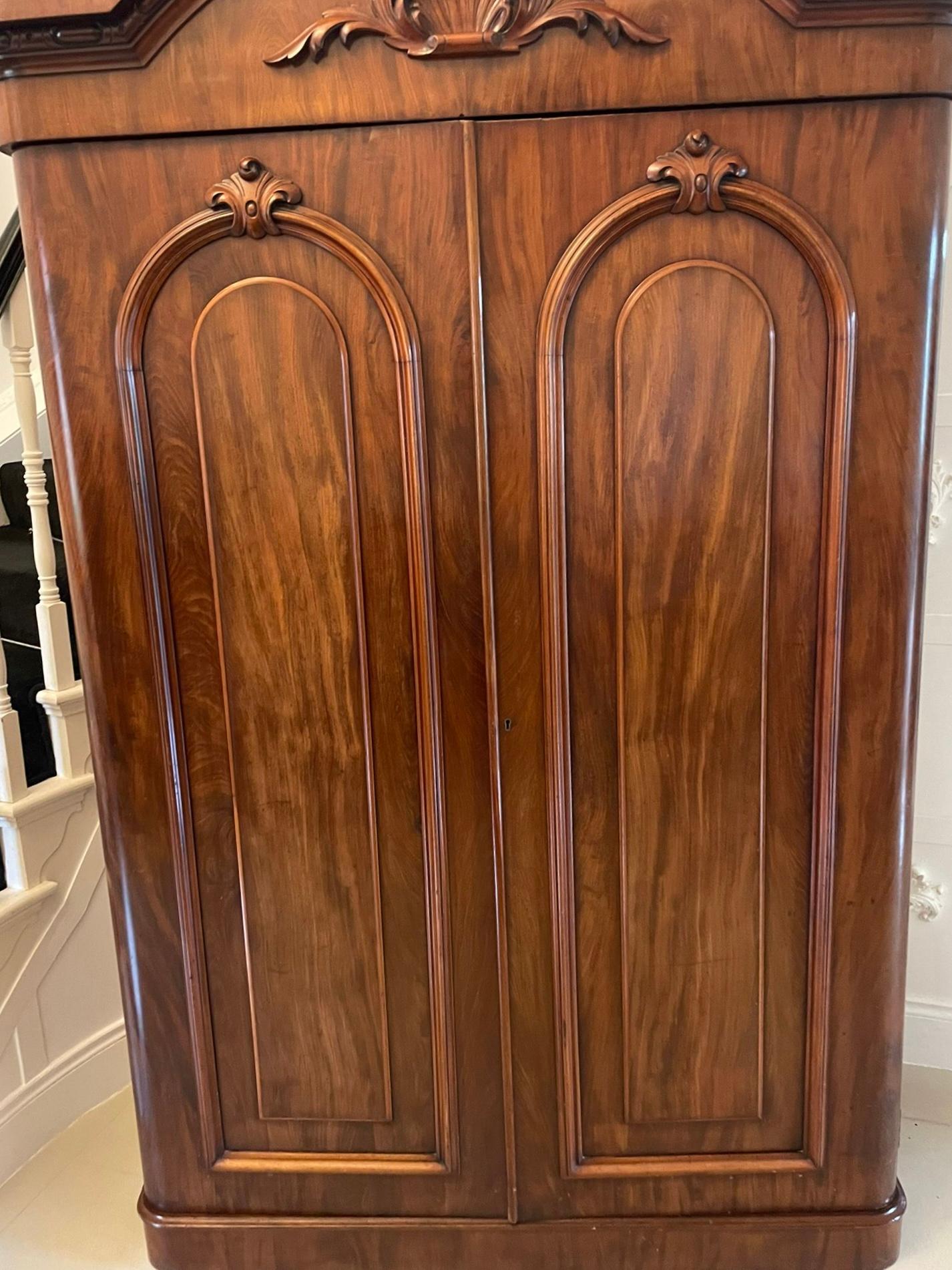 Outstanding Quality Antique Victorian Figured Mahogany Wardrobe  For Sale 4