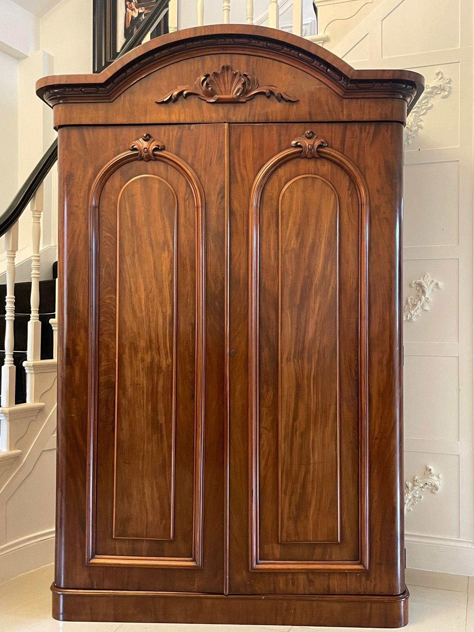 English Outstanding Quality Antique Victorian Figured Mahogany Wardrobe  For Sale