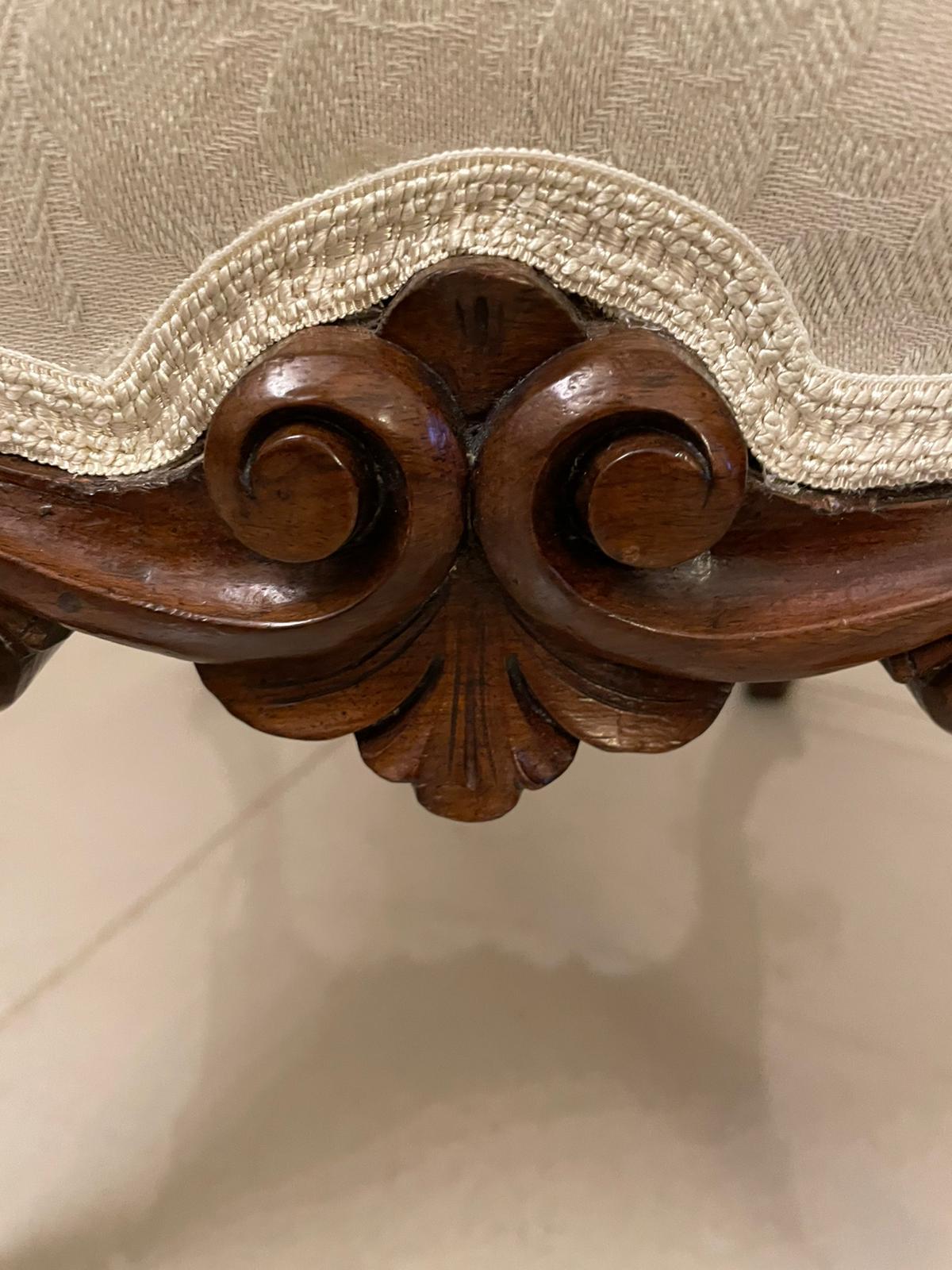 Outstanding Quality Antique Victorian Freestanding Carved Walnut Stool For Sale 5
