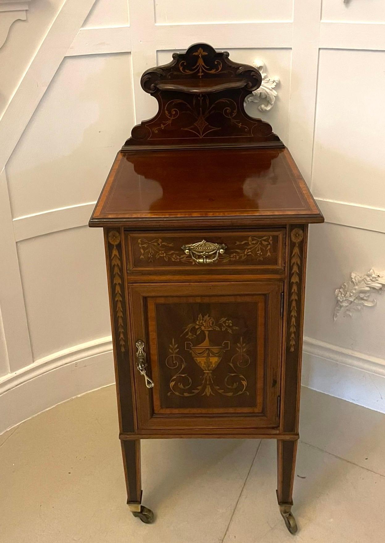 Outstanding Quality Antique Victorian Mahogany Marquetry Inlaid Bedside Cabinet  For Sale 3