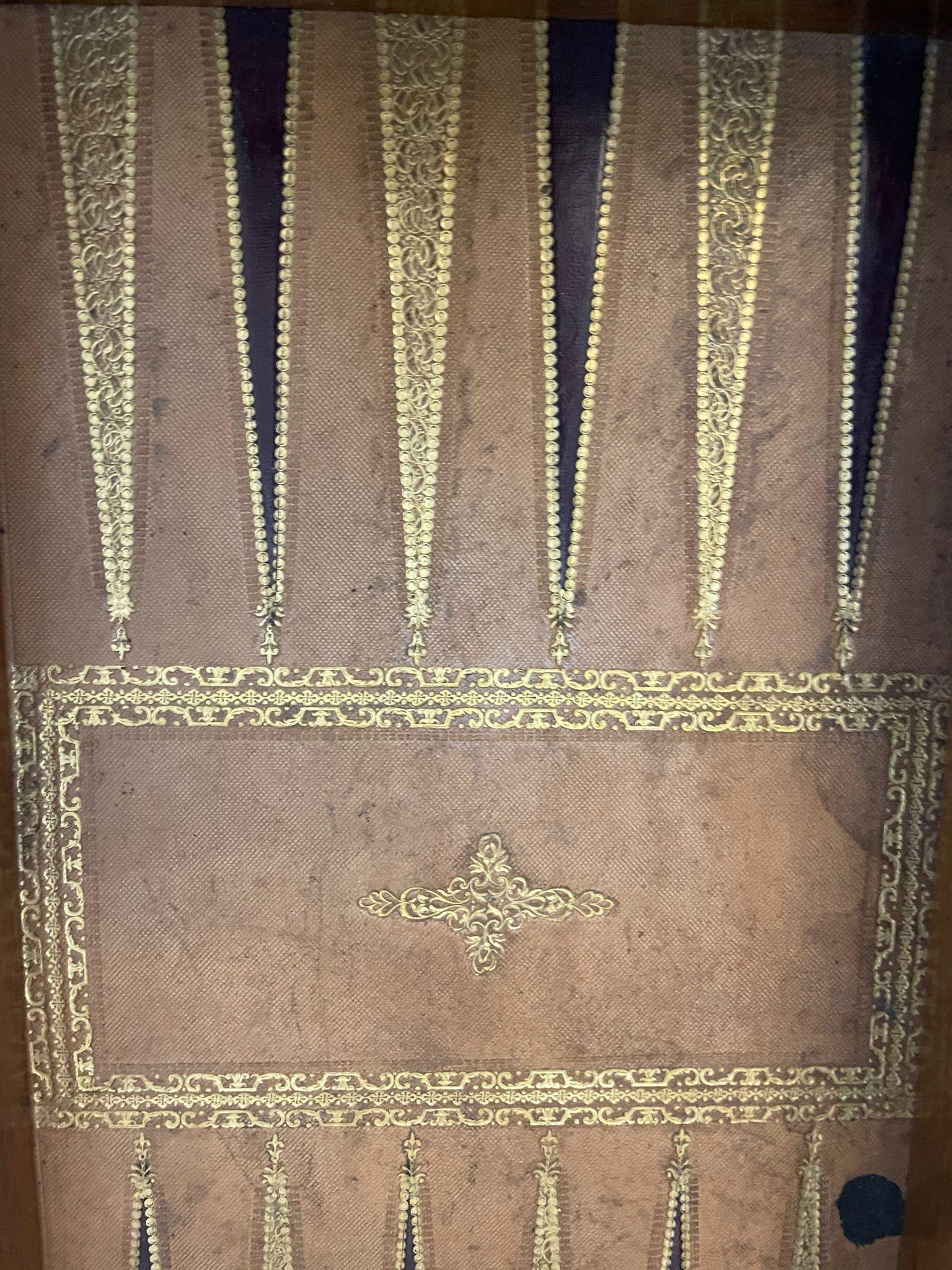 English Outstanding Quality Antique Victorian Marquetry Inlaid Burr Walnut Games Table For Sale