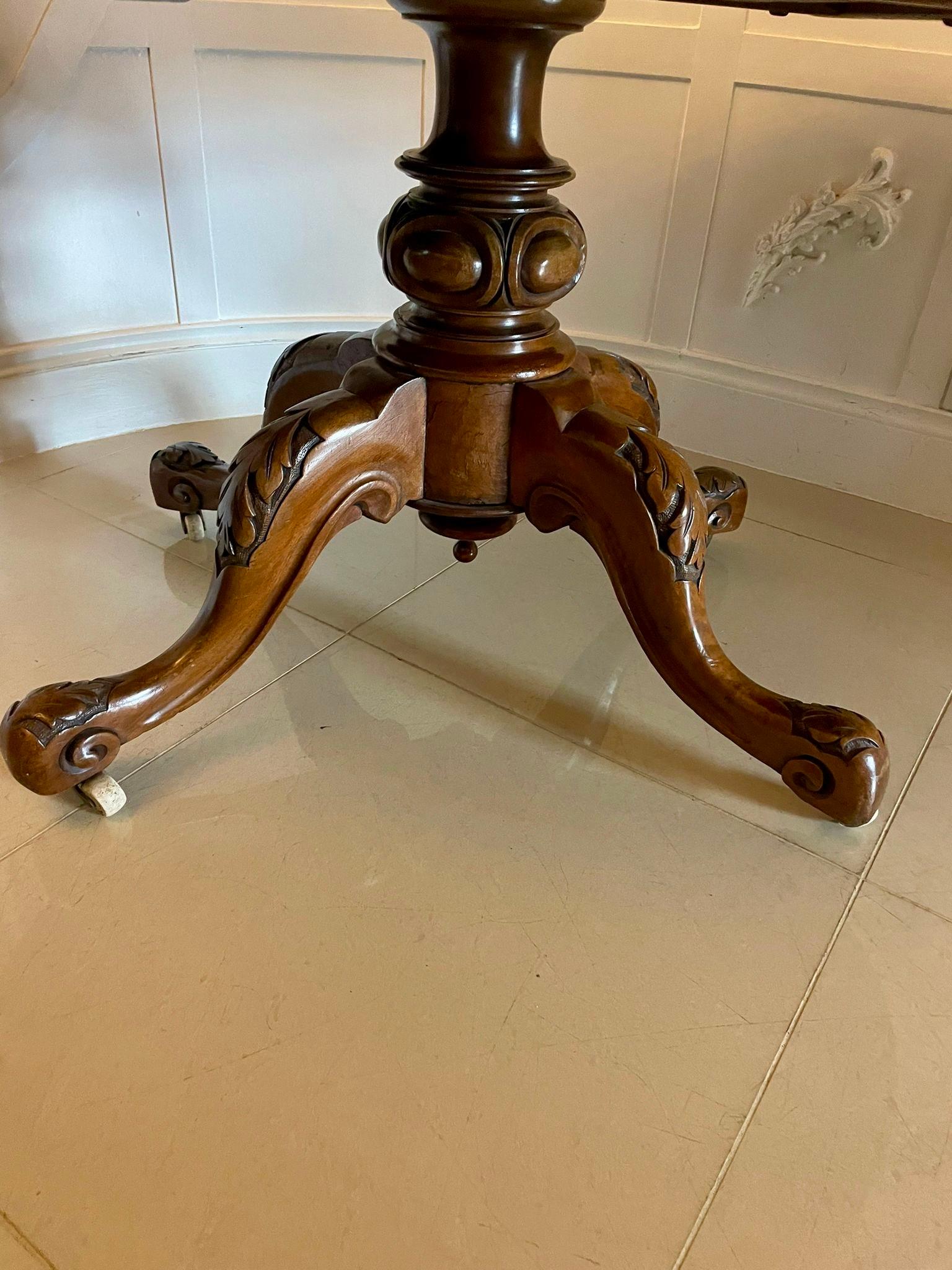 Outstanding Quality Antique Victorian Oval Burr Walnut Dining Table 3