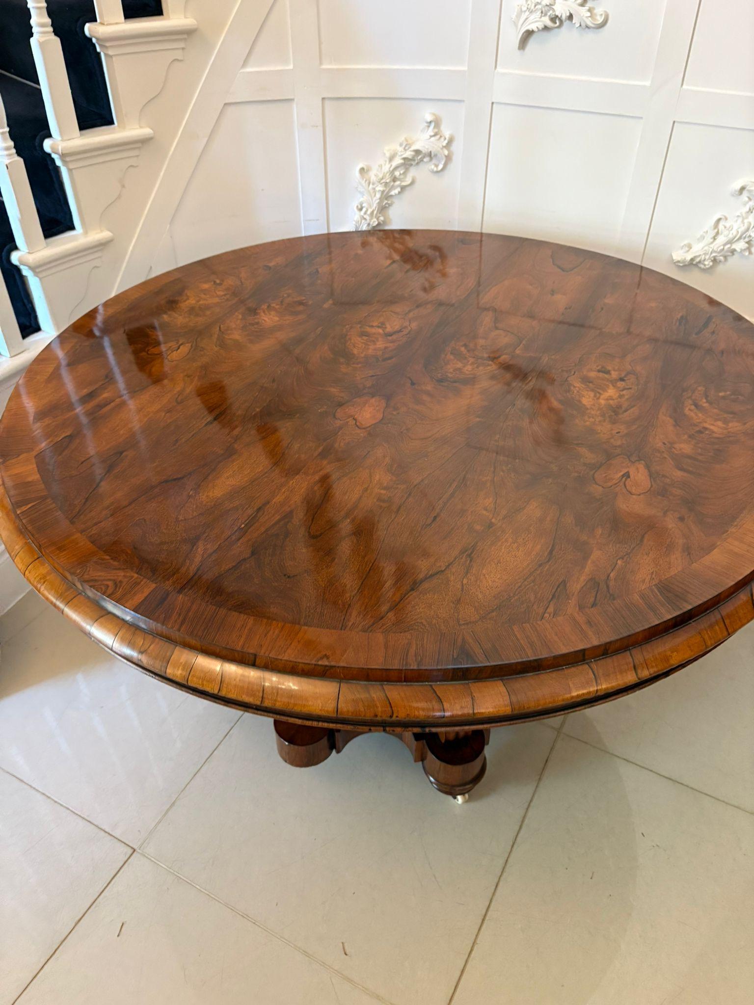 Mesa de centro/comedor circular de palisandro victoriano antiguo de calidad excepcional en Bueno estado para la venta en Suffolk, GB