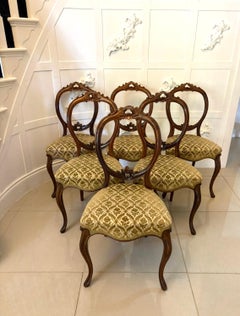 Outstanding Quality Antique Victorian Set of Six Carved Walnut Dining Chairs