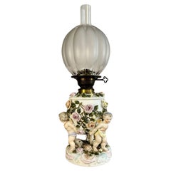 Lampe à huile antique victorienne Sitzendorf en porcelaine de qualité exceptionnelle