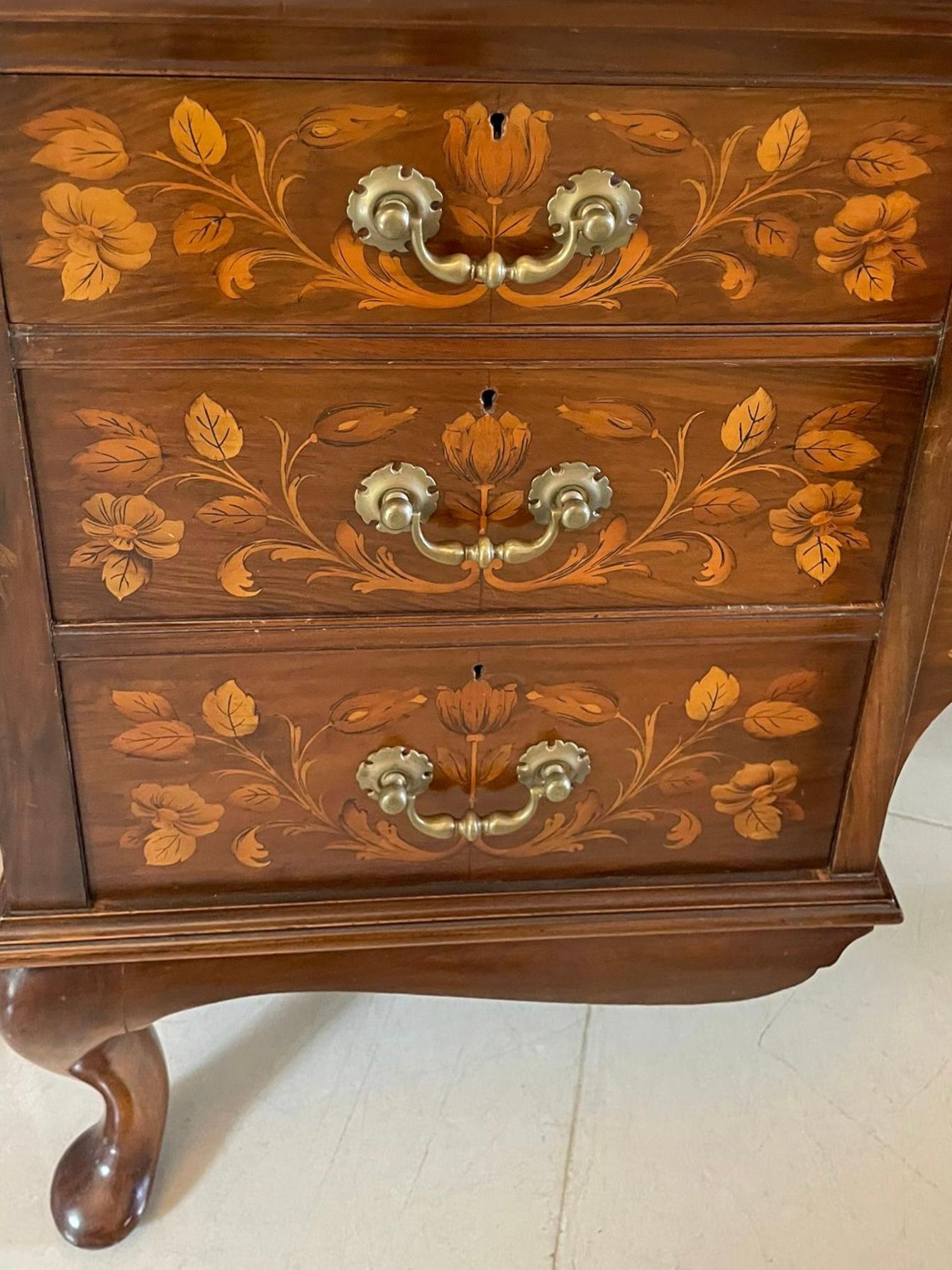 Outstanding Quality Antique Walnut Floral Marquetry Inlaid Dressing Table For Sale 4