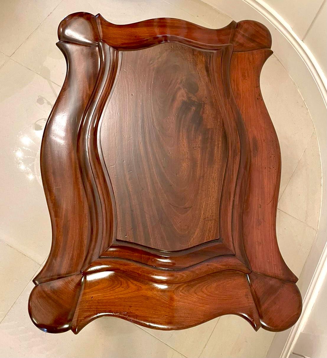 Outstanding Quality Antique William IV Mahogany Serpentine Shaped Wine Cooler For Sale 4