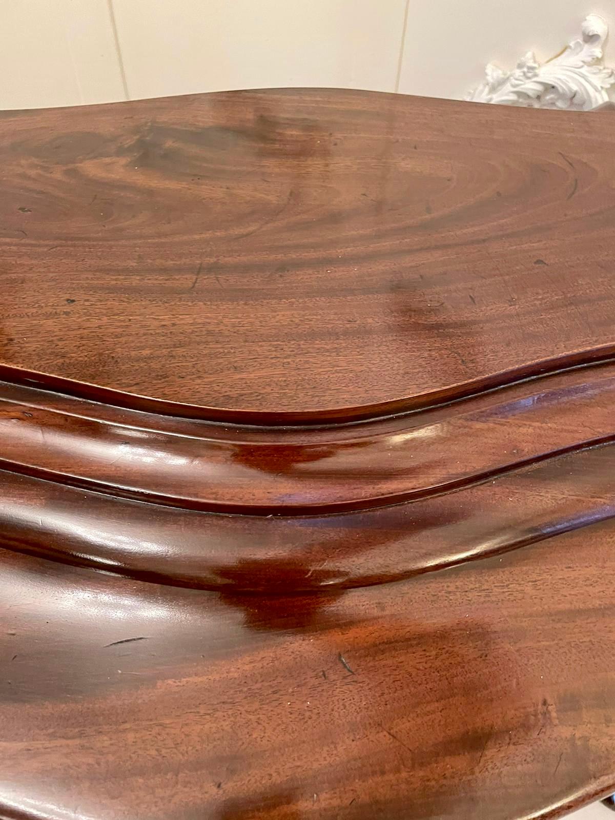 Enfriador de Vino Antiguo de Caoba en Forma de Serpentina William IV de Calidad Excepcional en venta 5