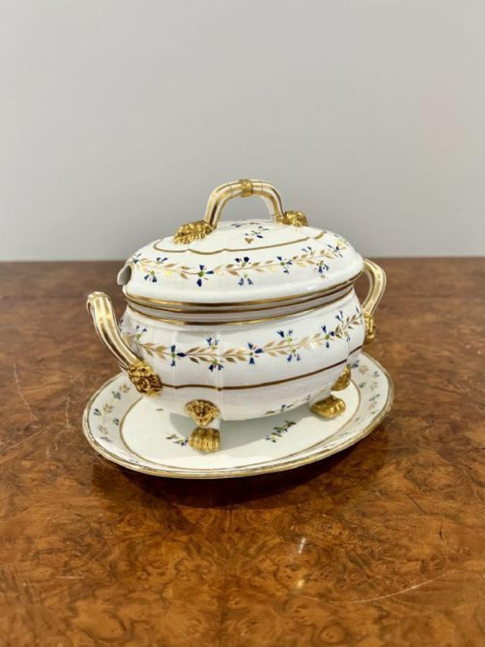 Soupière et couvercle de Crown Derby du début du 19e siècle d'une qualité exceptionnelle Bon état - En vente à Ipswich, GB