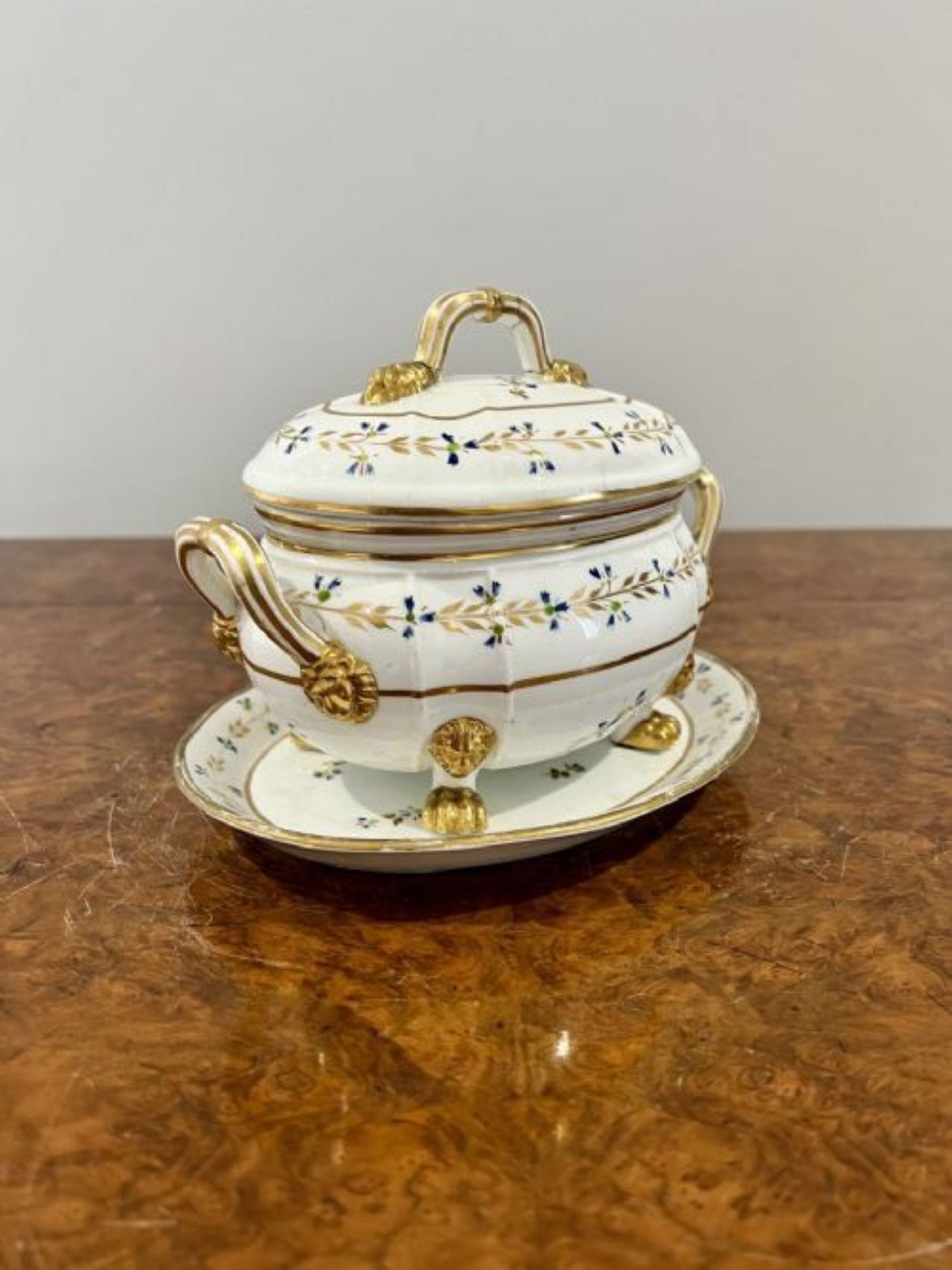 19th Century Outstanding quality early 19th century crown derby tureen and cover For Sale