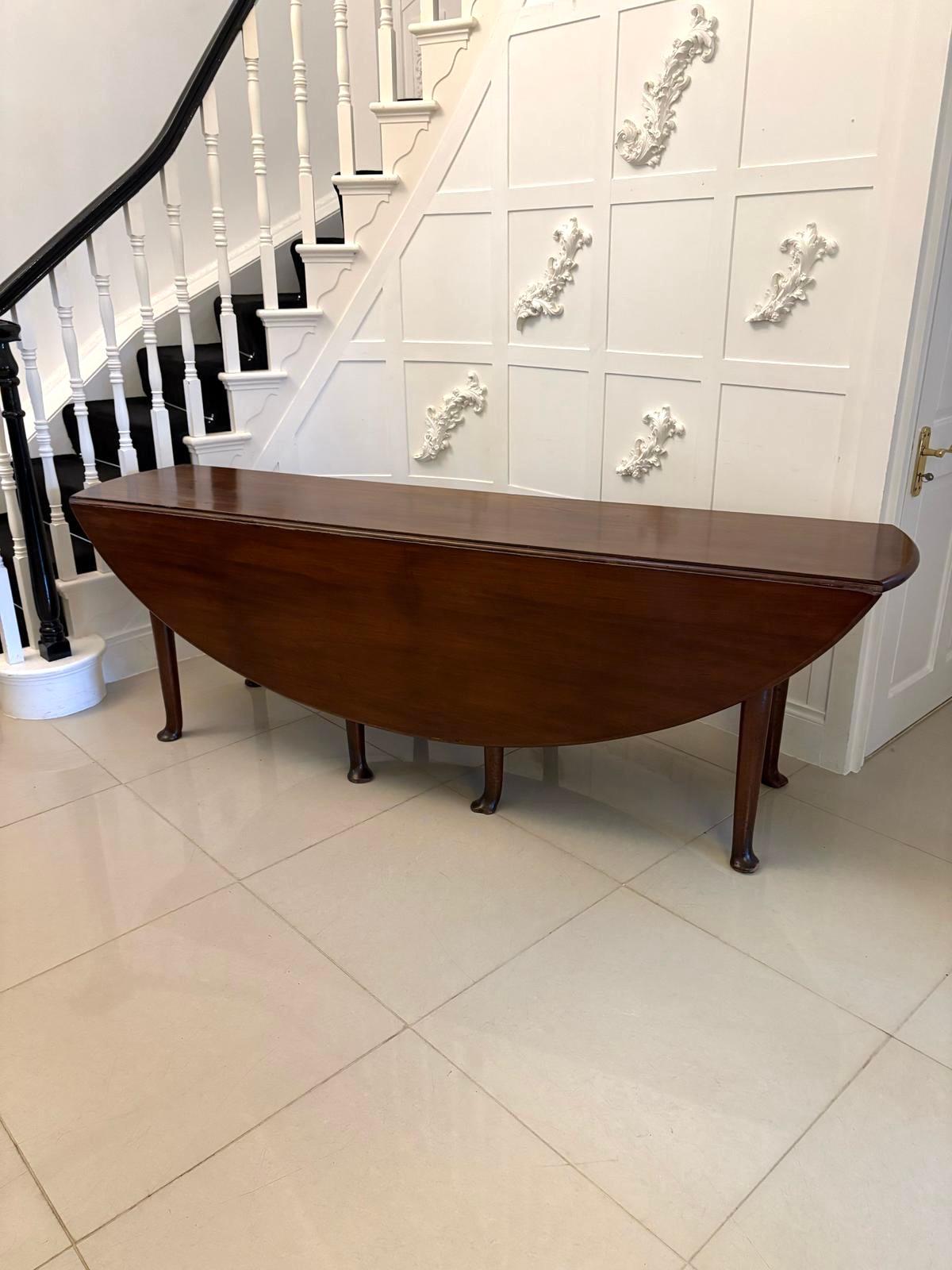 Grande table de salle à manger irlandaise ancienne du 18ème siècle en acajou de qualité exceptionnelle en vente 8