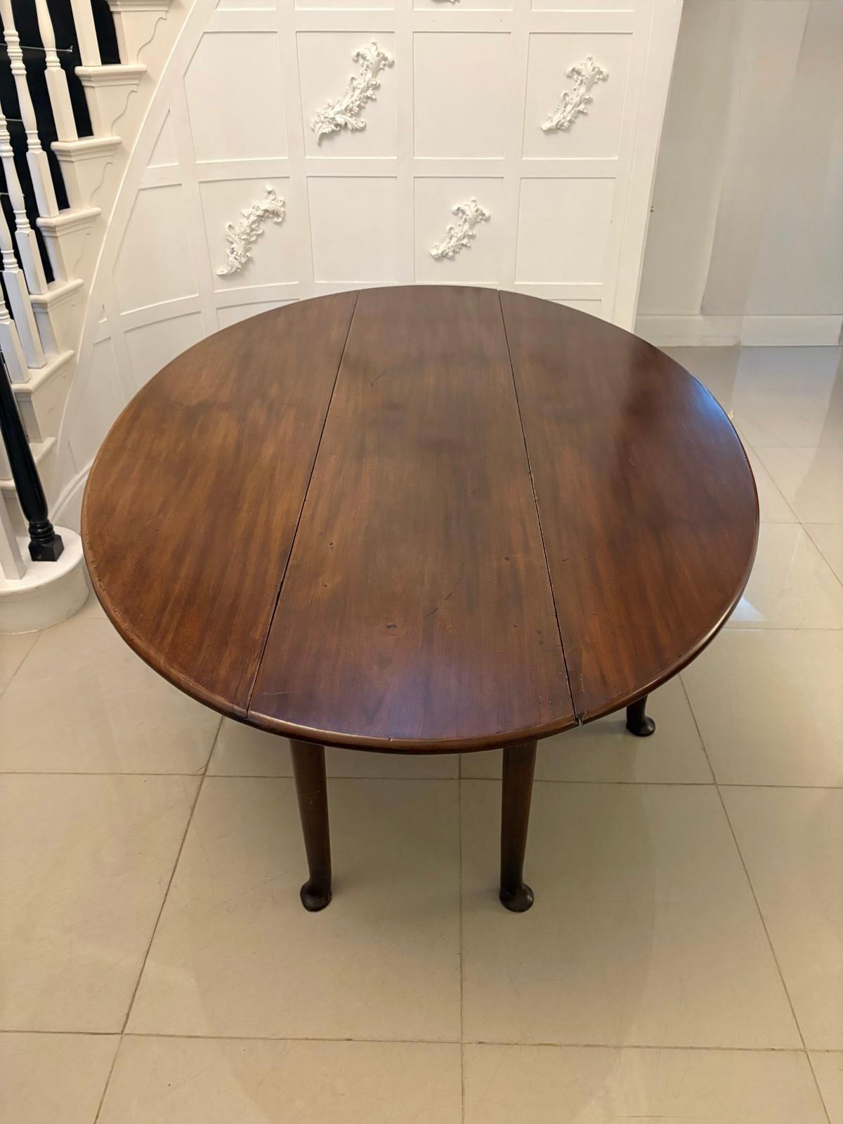 XVIIIe siècle et antérieur Grande table de salle à manger irlandaise ancienne du 18ème siècle en acajou de qualité exceptionnelle en vente