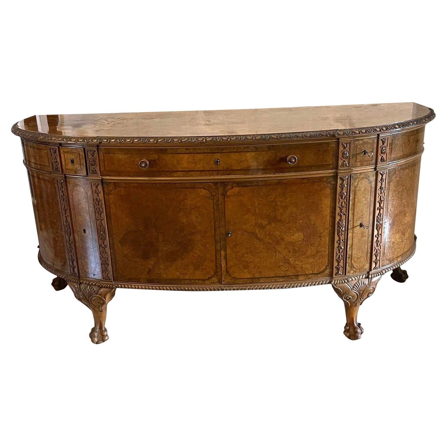 Hervorragende Qualität große antike geschnitzt Burr Walnuss Bogen Front Sideboard