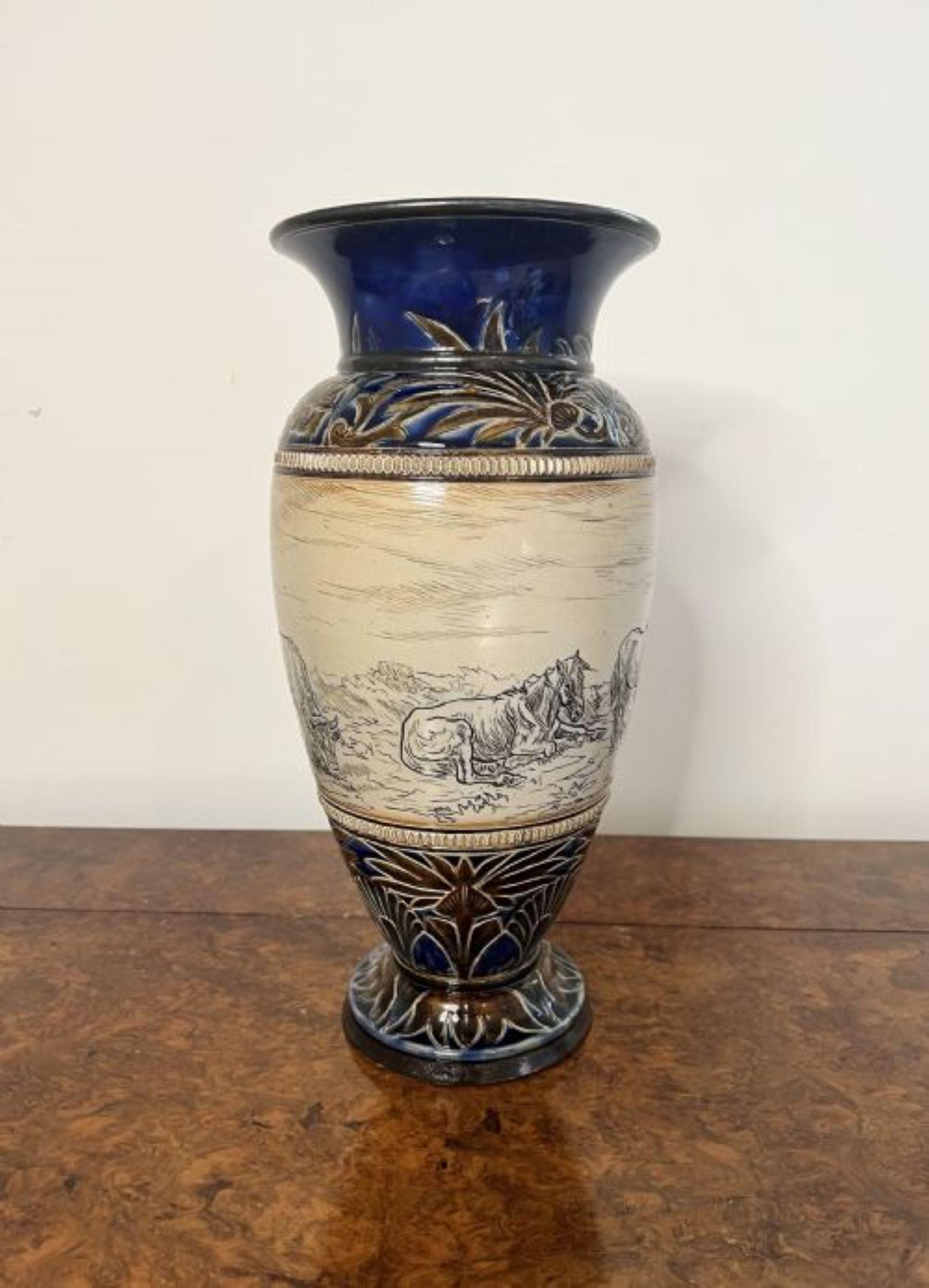 Outstanding quality large antique Doulton Lambeth vase by Hannah Barlow  For Sale 2