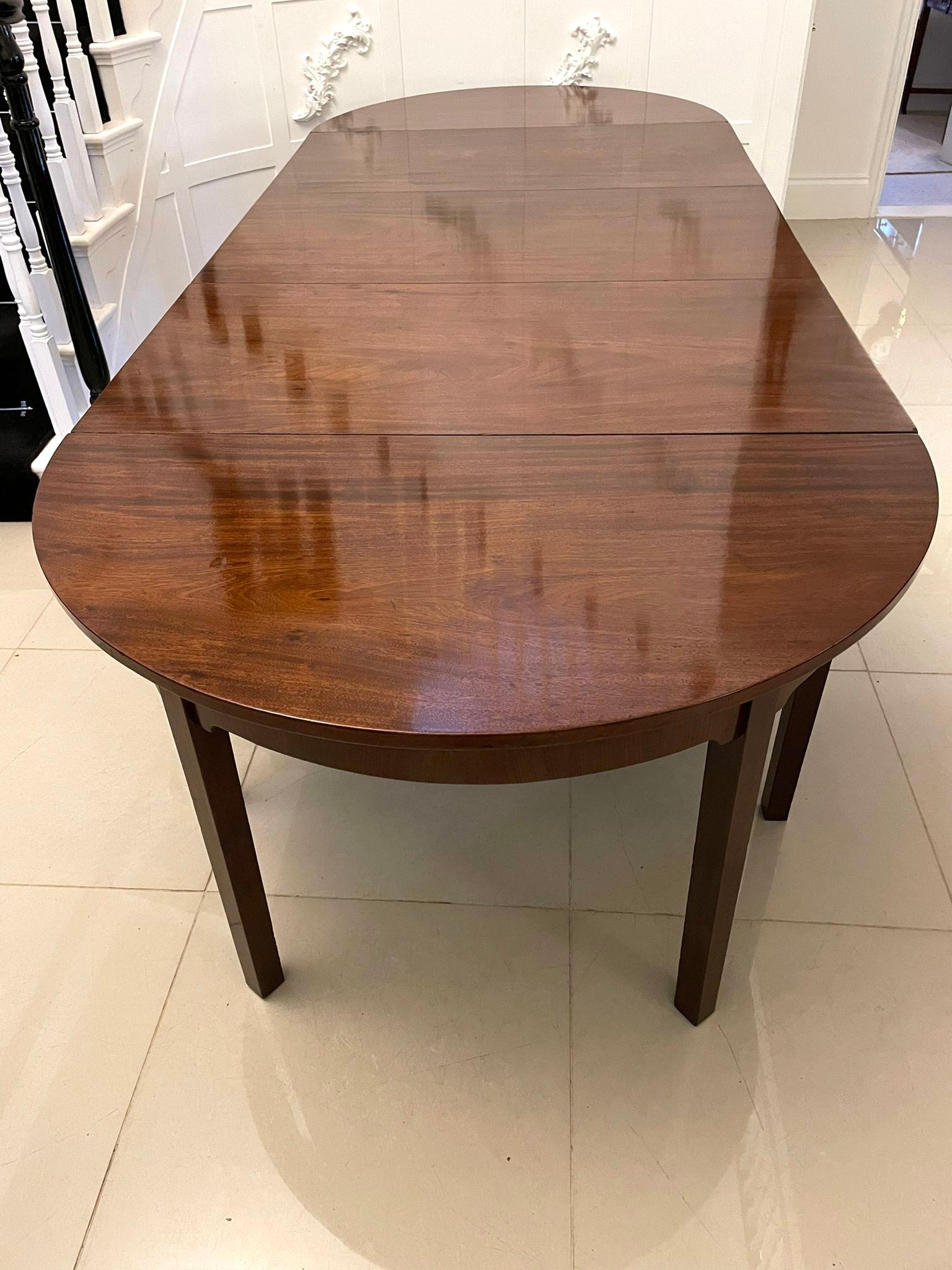 Grande table de salle à manger métamorphique en acajou figuré ancien de qualité exceptionnelle en vente 1