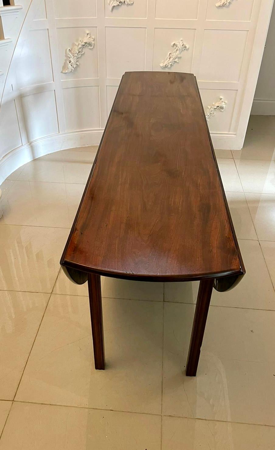 Outstanding Quality Large Antique George III Irish Mahogany Wake/Dining Table For Sale 4