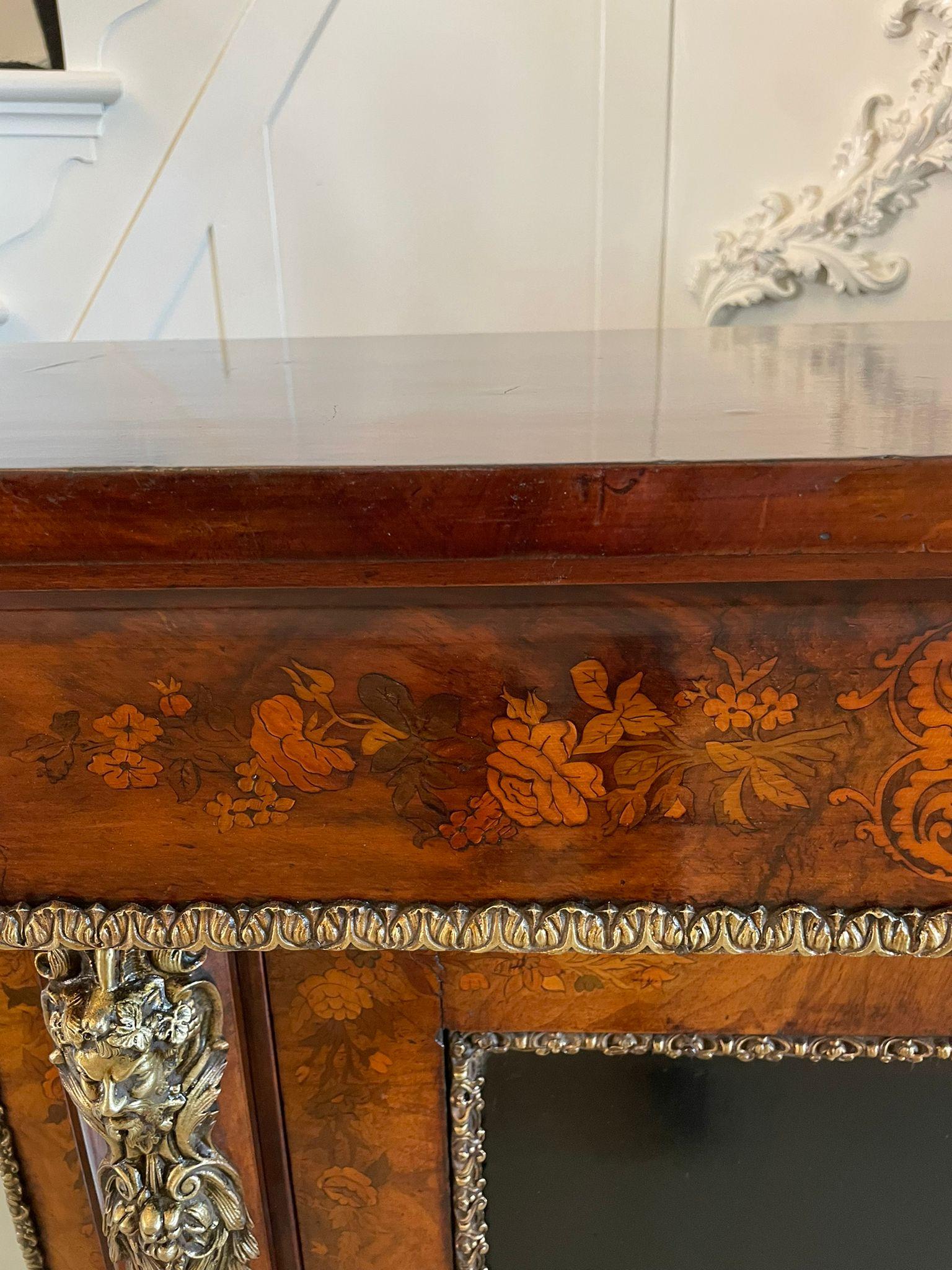 Hervorragende große antike Intarsien-Wurzelholz-Kredenz/Sideboard mit Blumenmuster (19. Jahrhundert) im Angebot