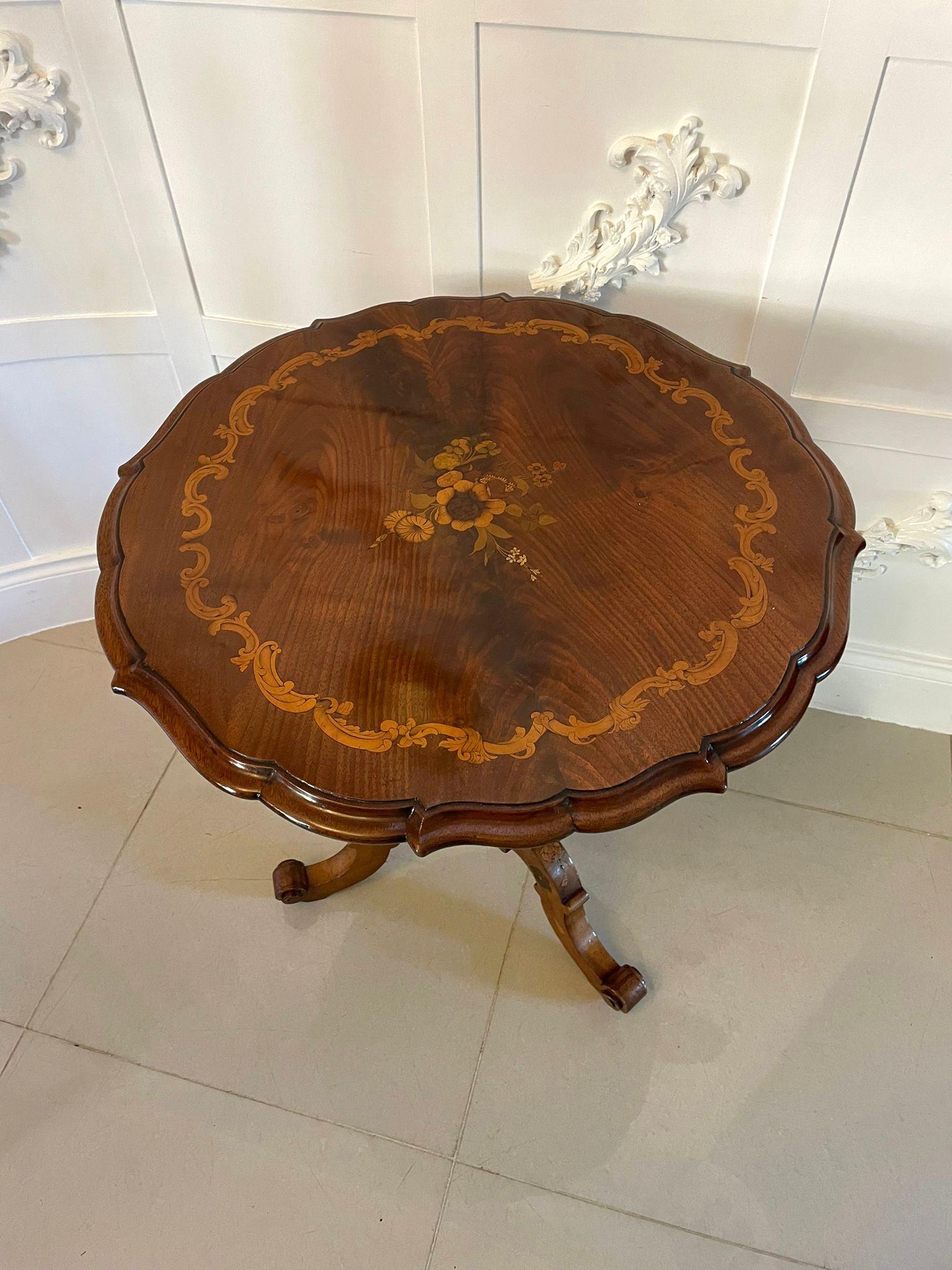 English Outstanding Quality Large Antique Victorian Walnut Marquetry Inlaid Lamp Table For Sale