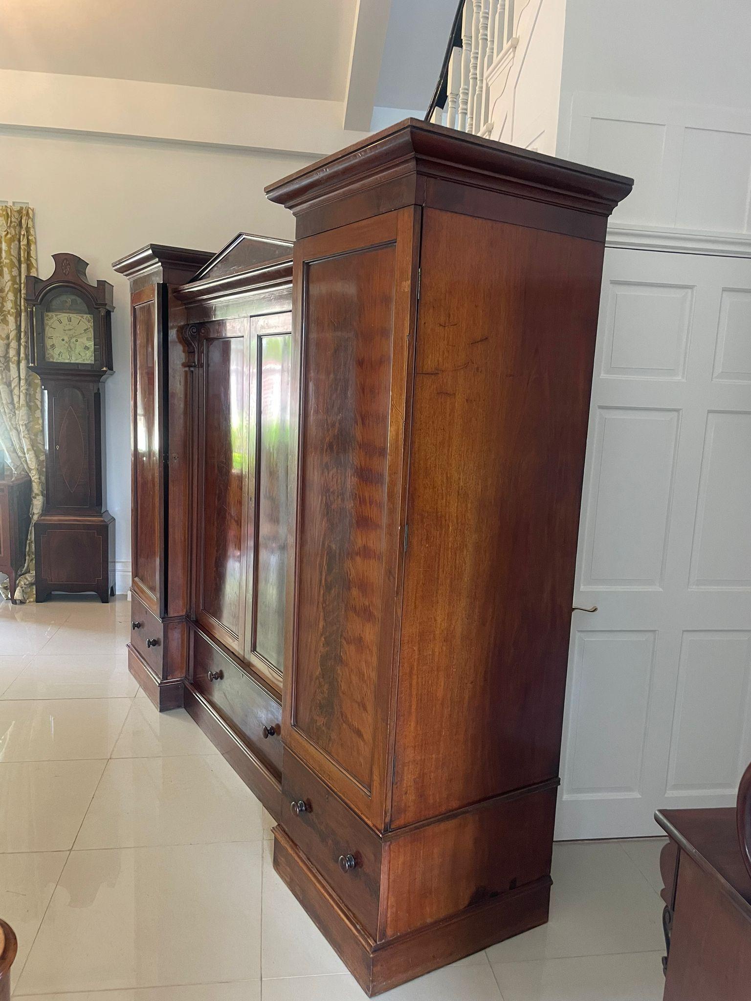 Outstanding Quality Large Victorian Antique Figured Mahogany Four Door Wardrobe For Sale 1