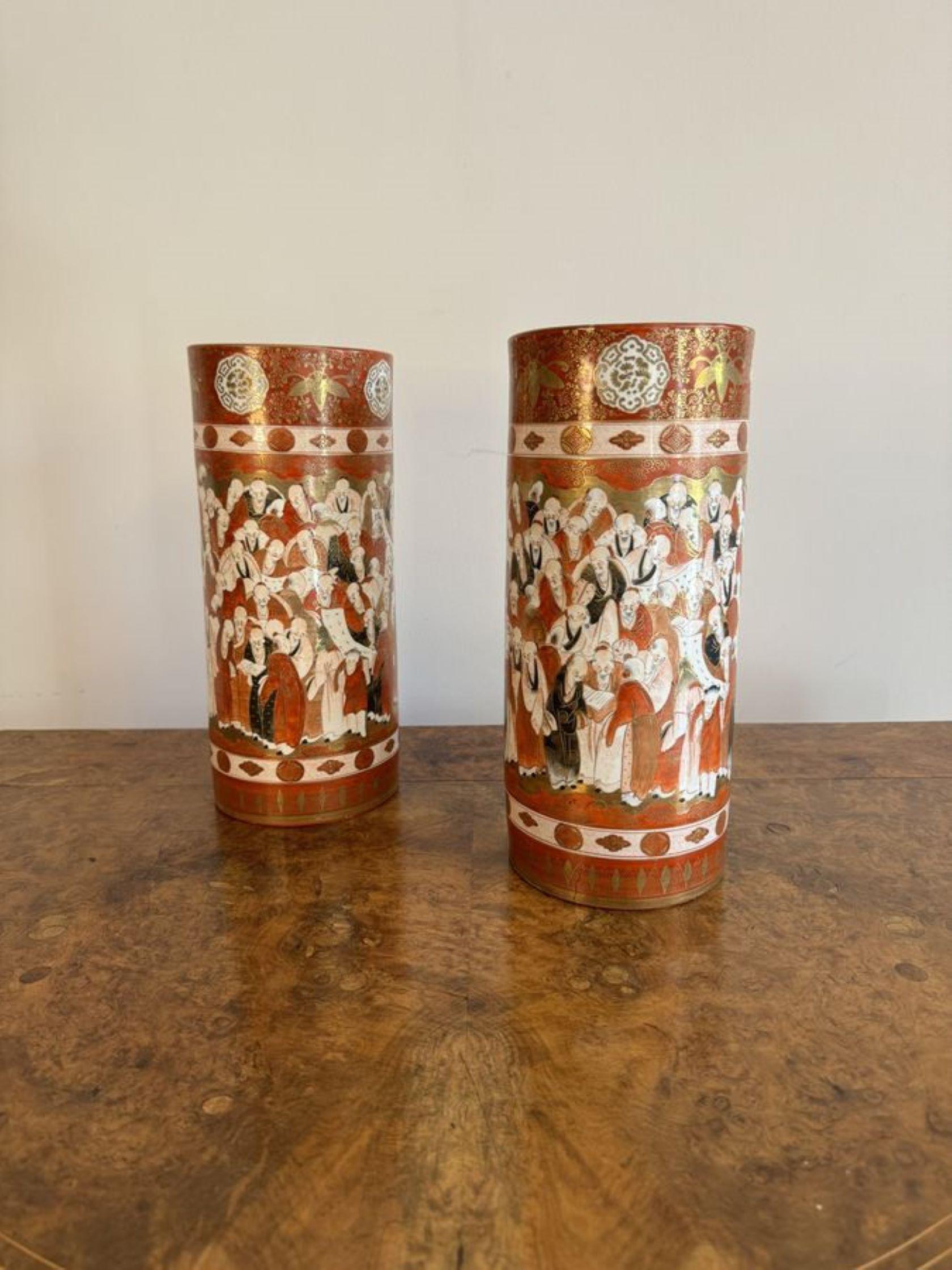Outstanding quality pair of 19th century Japanese Kutani cylindrical vases  For Sale 3