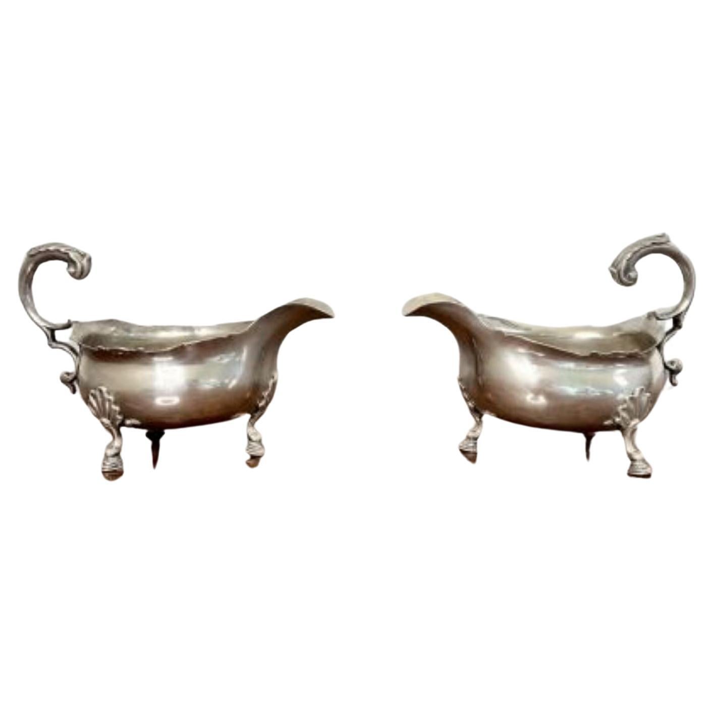 Outstanding quality pair of antique George III silver sauce boats  For Sale