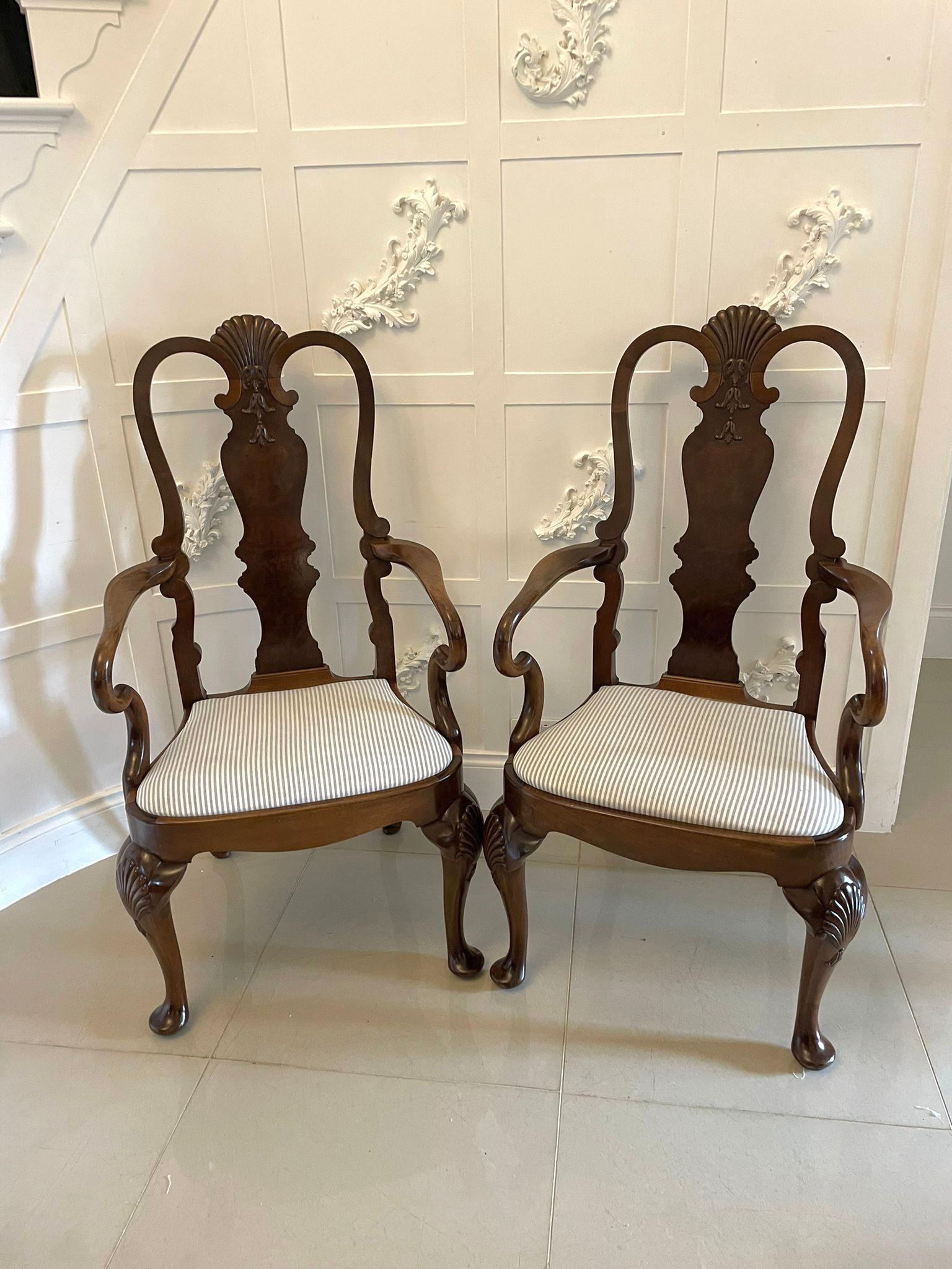 Outstanding Quality Set of 10 Antique Victorian Walnut Dining Chairs  In Good Condition For Sale In Suffolk, GB