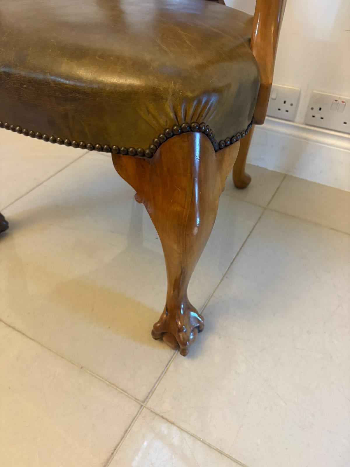 Outstanding Quality Set of 6 Antique Victorian Carved Walnut Dining Chairs For Sale 10