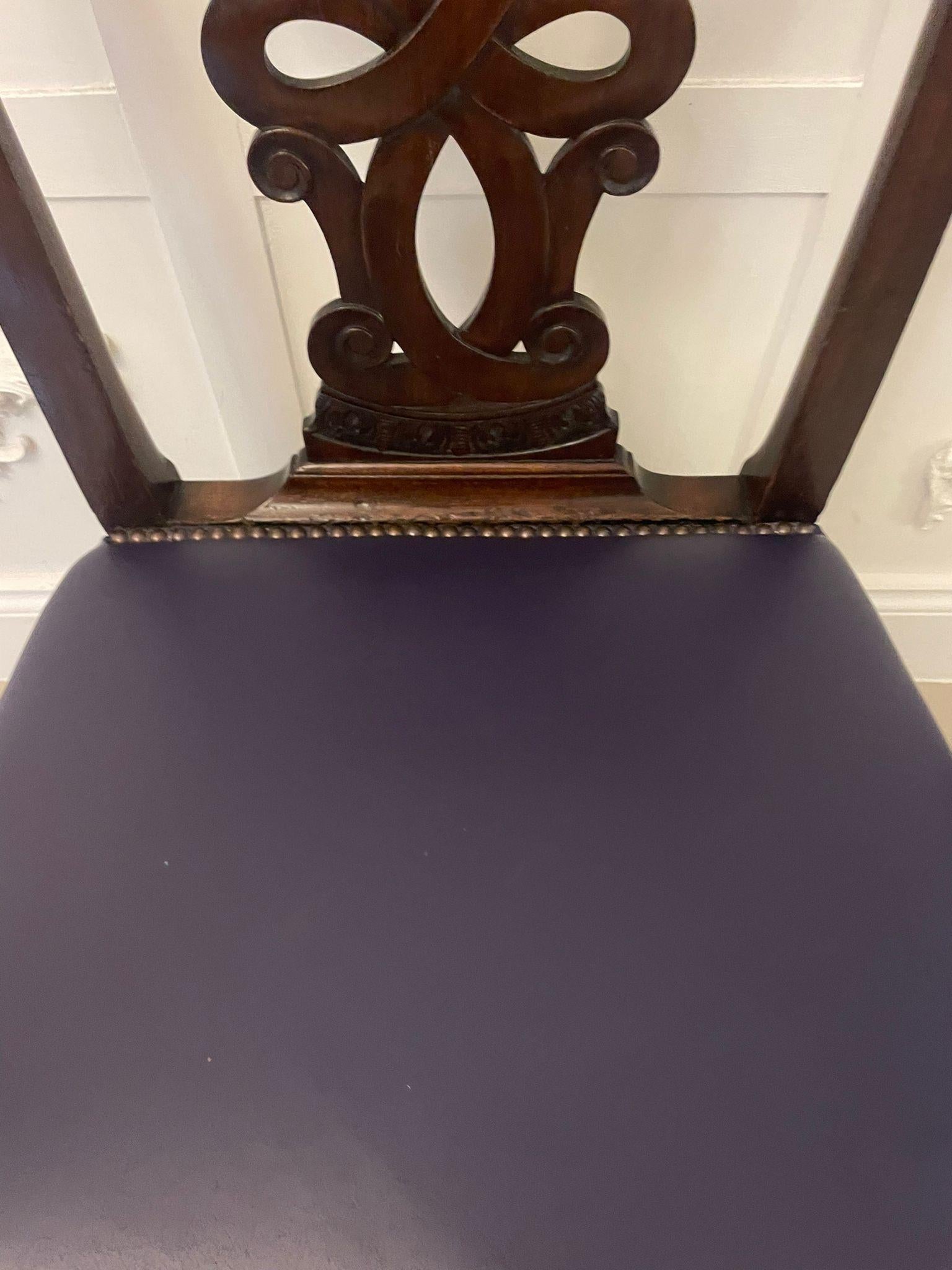 Ensemble de 8 chaises de salle à manger victoriennes anciennes en acajou sculpté de qualité exceptionnelle en vente 6