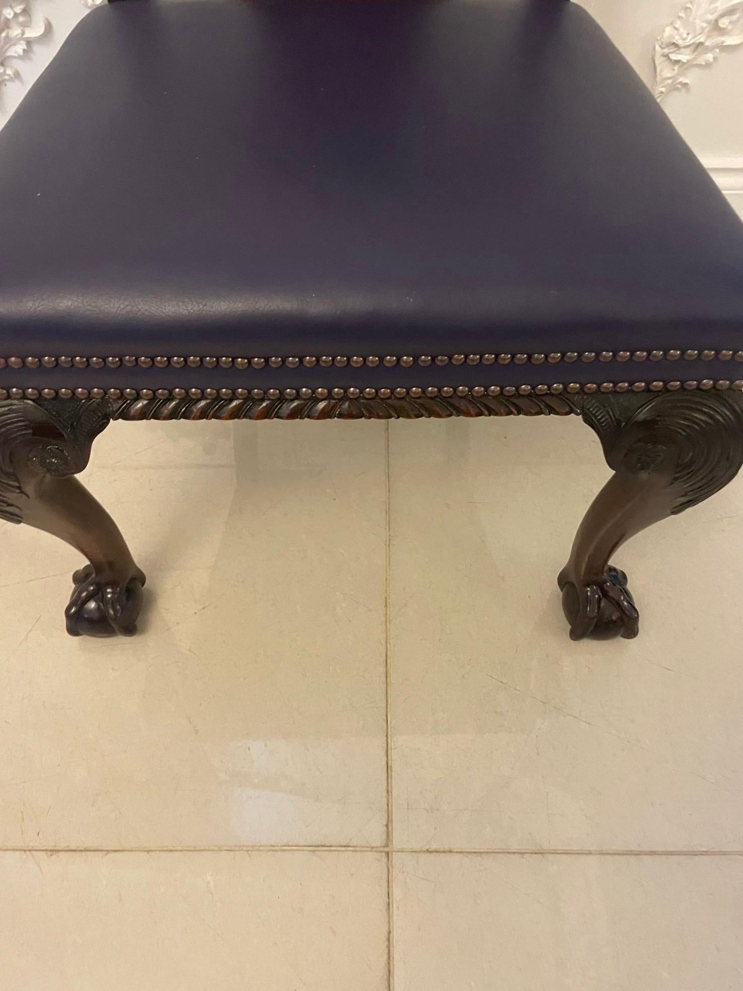 Ensemble de 8 chaises de salle à manger victoriennes anciennes en acajou sculpté de qualité exceptionnelle en vente 8