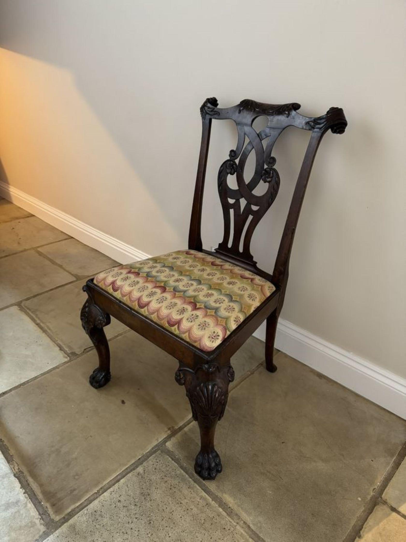 Outstanding quality set of eight Irish Chippendale style dining chairs  In Good Condition For Sale In Ipswich, GB
