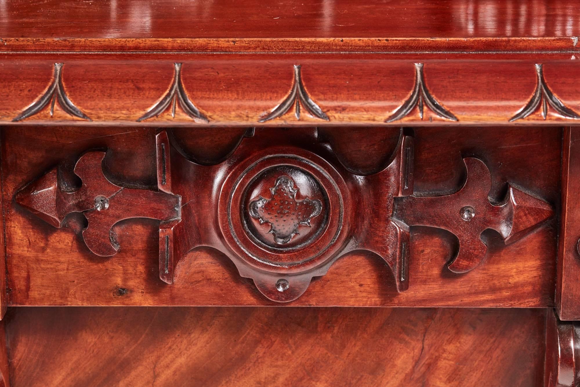 19th Century Outstanding Quality William IV Carved Mahogany Sideboard For Sale