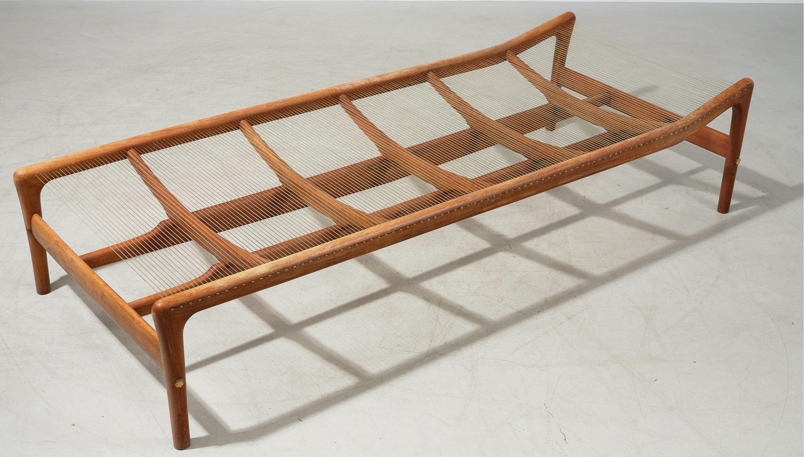 Outstanding Rare and Iconic Daybed by Helge Vestergaard Jensen 6