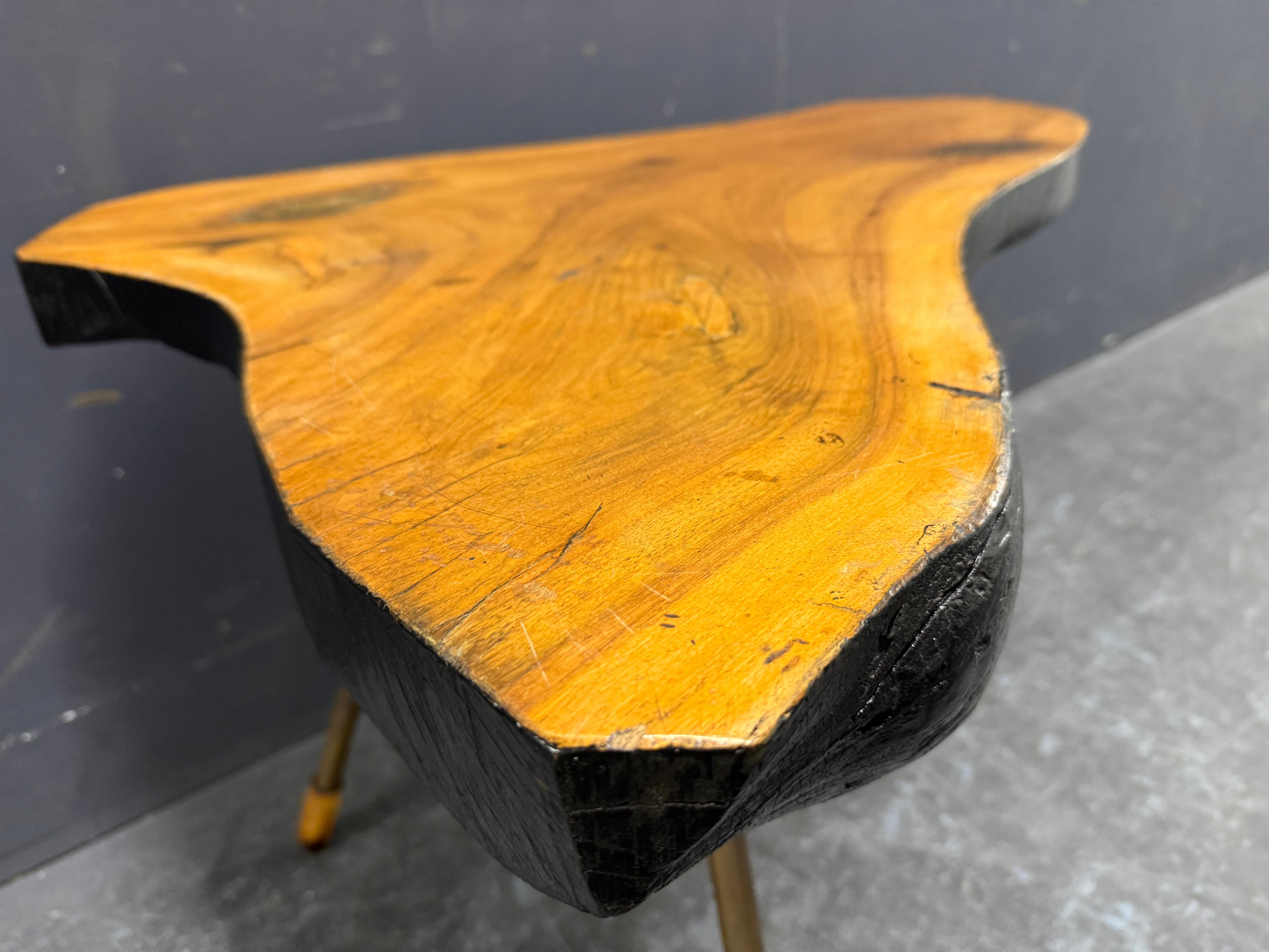 Laiton Table basse très rare, précoce, signée et certifiée Carl Auböck en vente