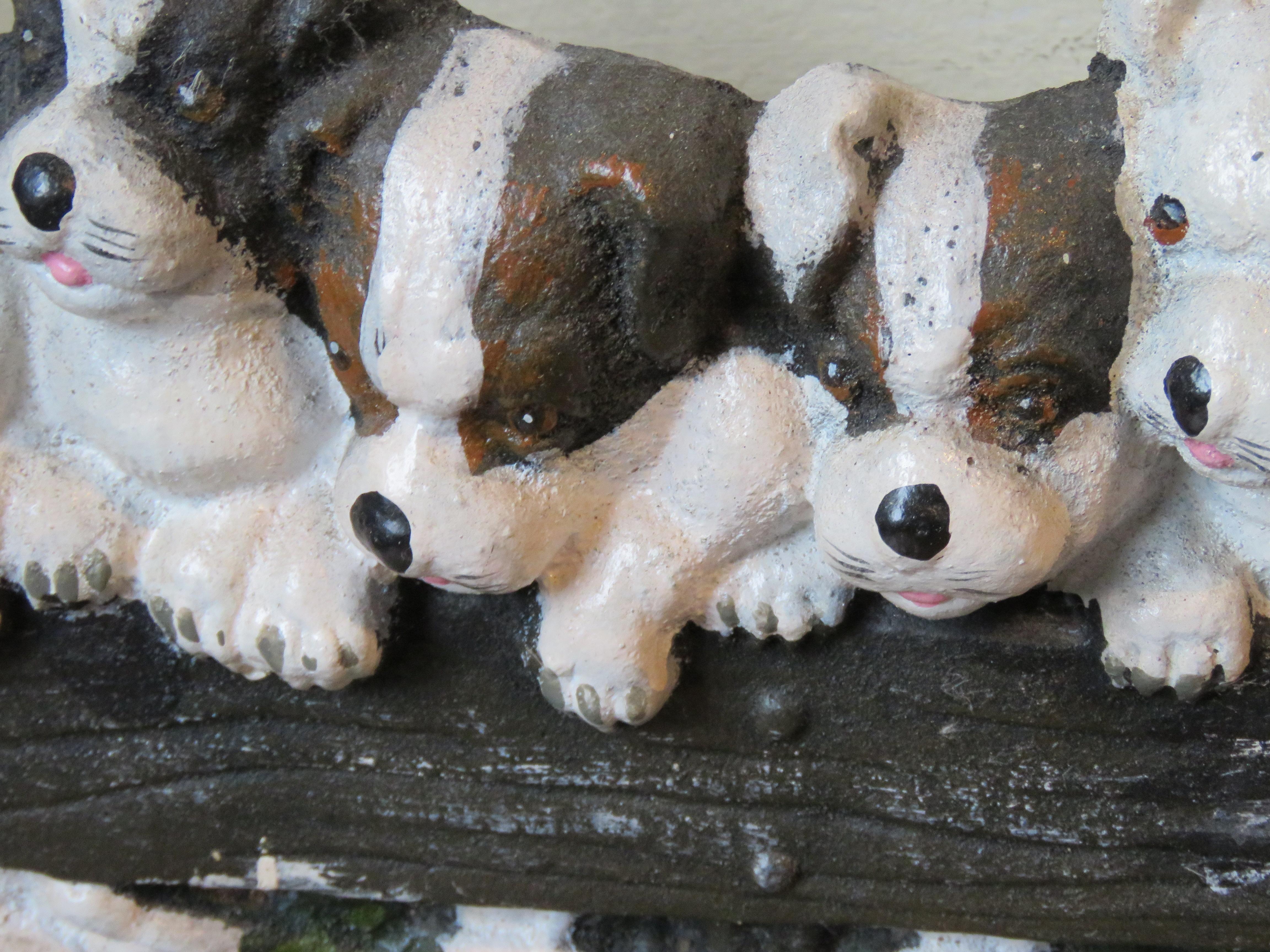 Hand-Painted Outstanding Rare Important Heavy Sculpted Painted Cast Iron Dog Group Stand For Sale