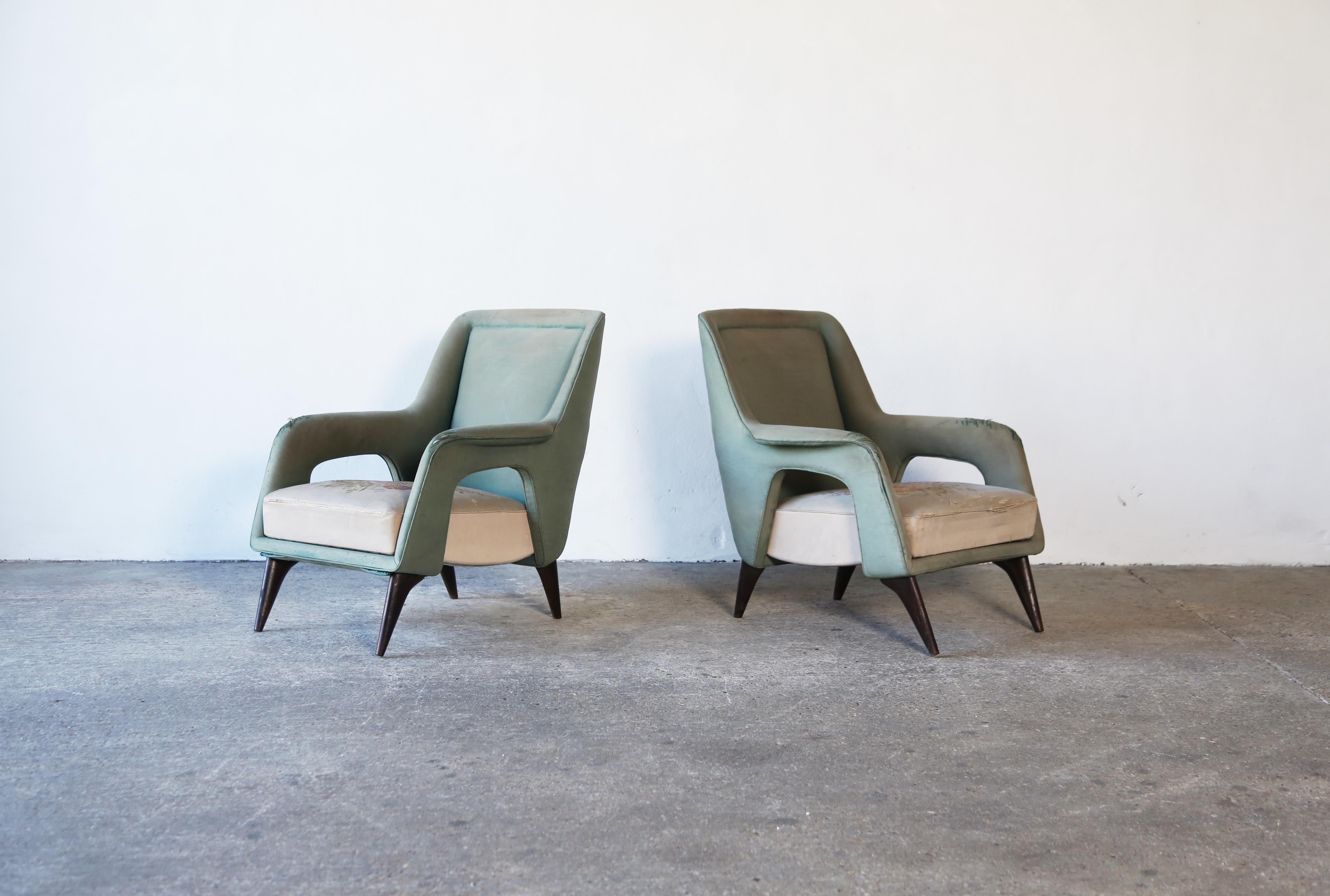Mid-Century Modern Outstanding, Rare Lounge Chairs, Italy, 1950s, For Reupholstery For Sale