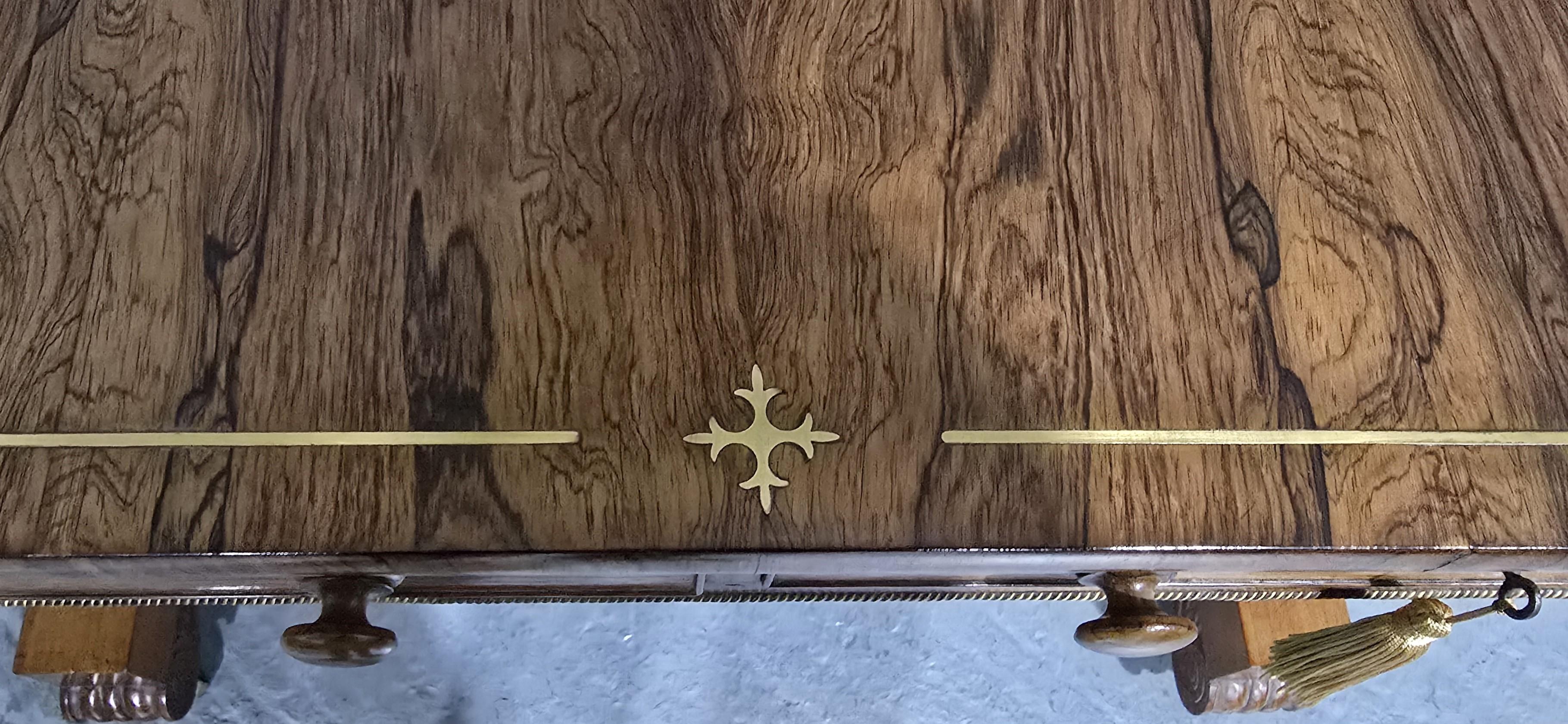 Outstanding Regency Brass Inlaid Sofa Table In Excellent Condition For Sale In Swadlincote, GB