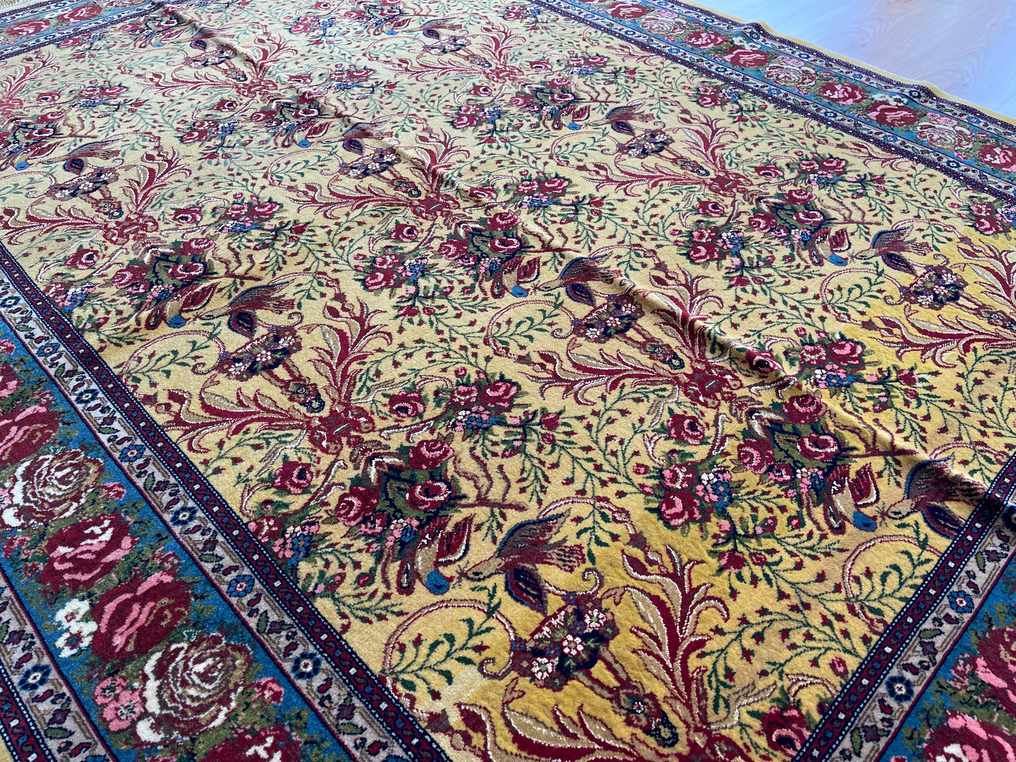Outstanding Rug, All Over Paradise Carpet, Handwoven Gold Rug For Sale 5
