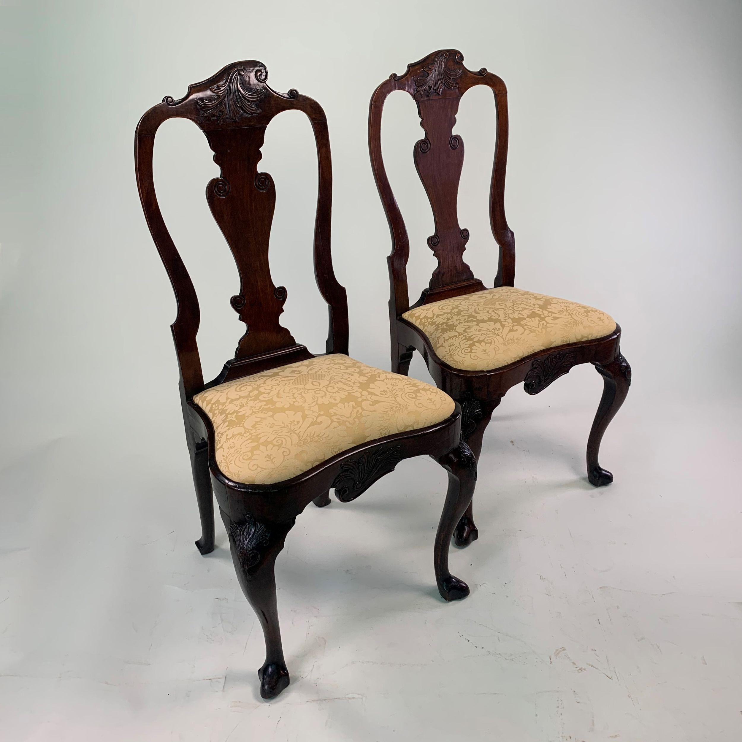Outstanding Set of Six George II Walnut Dining Chairs For Sale 4