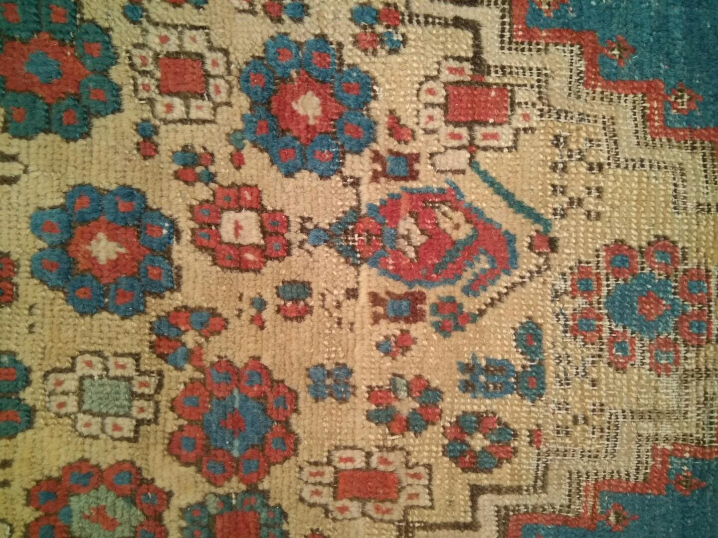 Outstanding Sky Blue Antique Bakshaish Carpet with Sun Yellow Central Diamond For Sale 7