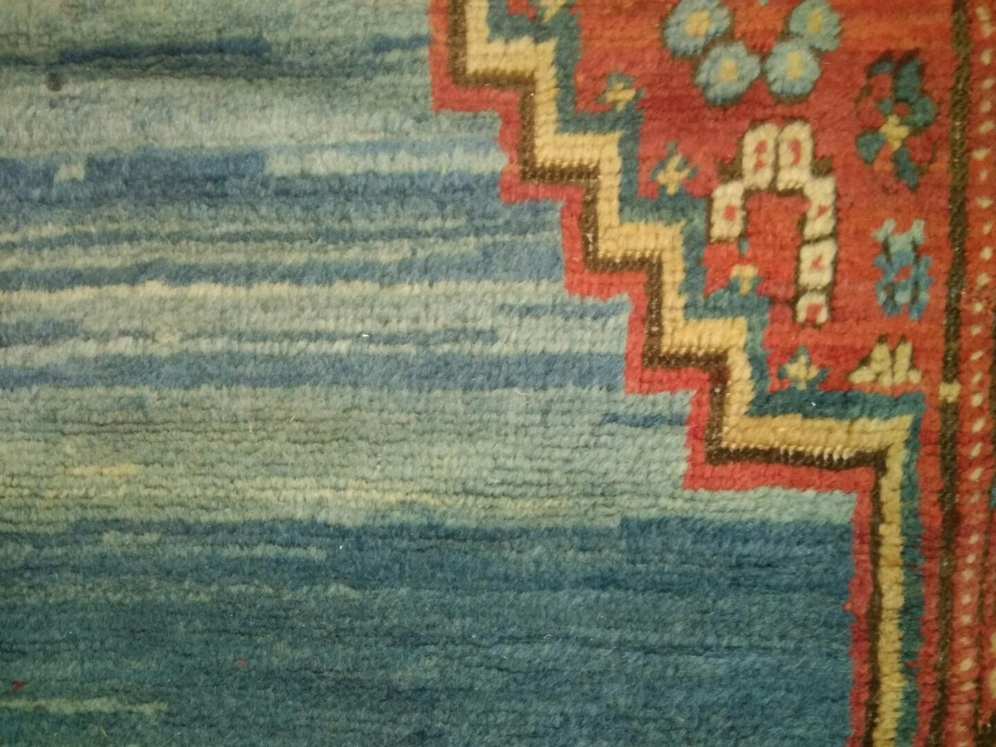 Outstanding Sky Blue Antique Bakshaish Carpet with Sun Yellow Central Diamond For Sale 8