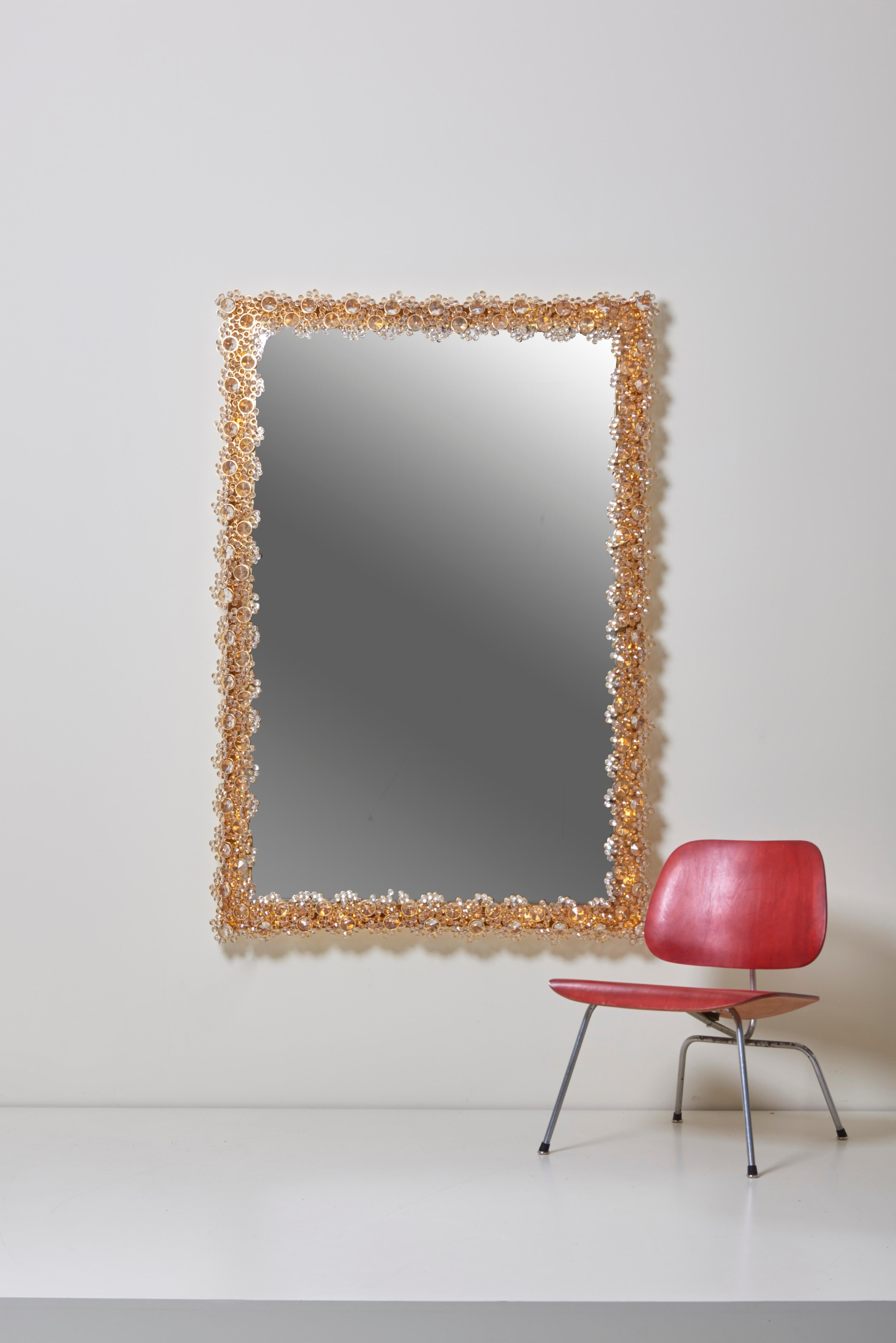 Late 20th Century Outstanding Square Illuminated Palwa Crystal Glass Mirror, Model S100W For Sale