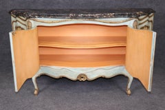 Magnifique buffet en marbre Portoro décoré de peinture rococo vénitienne