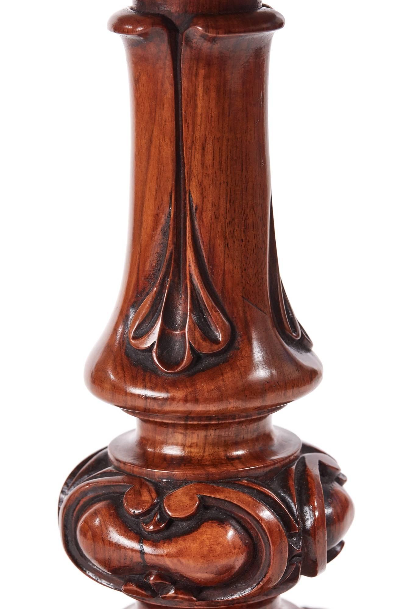 Outstanding Victorian Burr Walnut Inlaid Marquetry Wine / Lamp Table 2