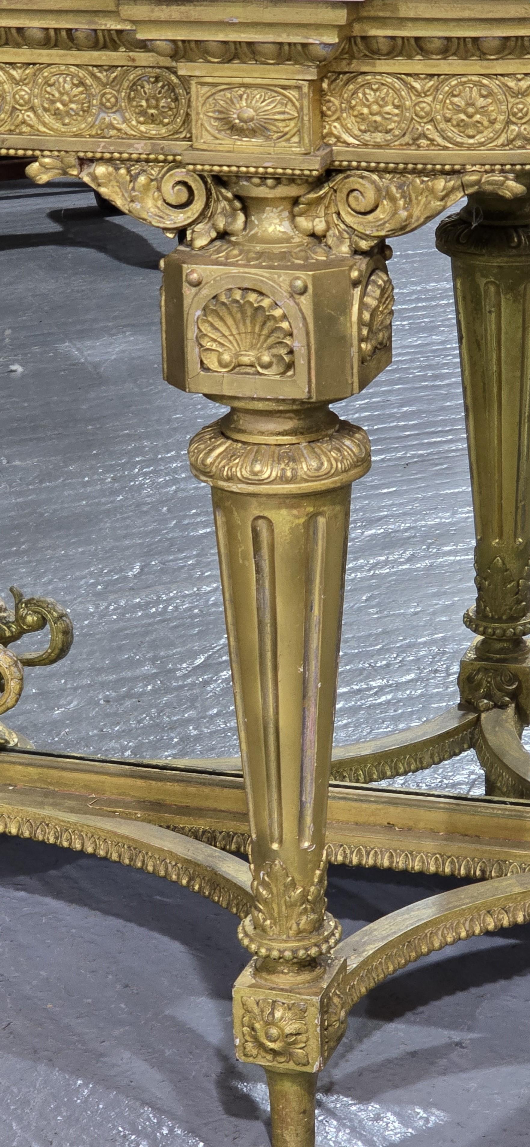 Excepcional consola victoriana dorada Gesso en venta