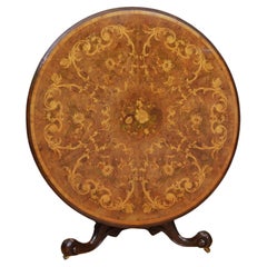 Eccezionale tavolo da pranzo in legno di noce di epoca vittoriana